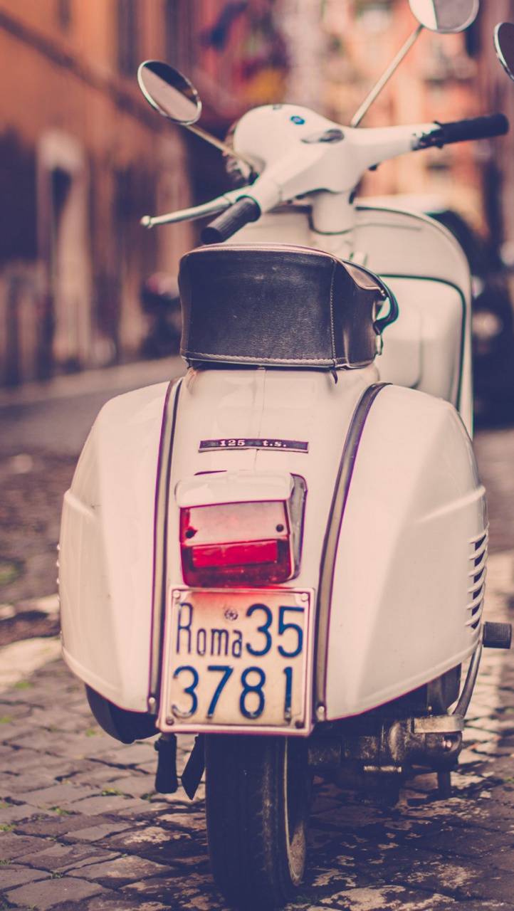 722x1280 vespa Wallpaper