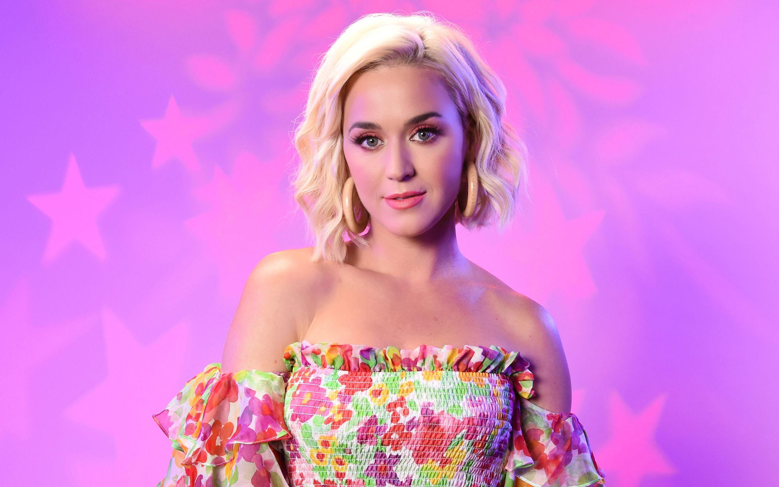 2560x1600 Wallpaper of American, Katy Perry, Short Hair, Singer