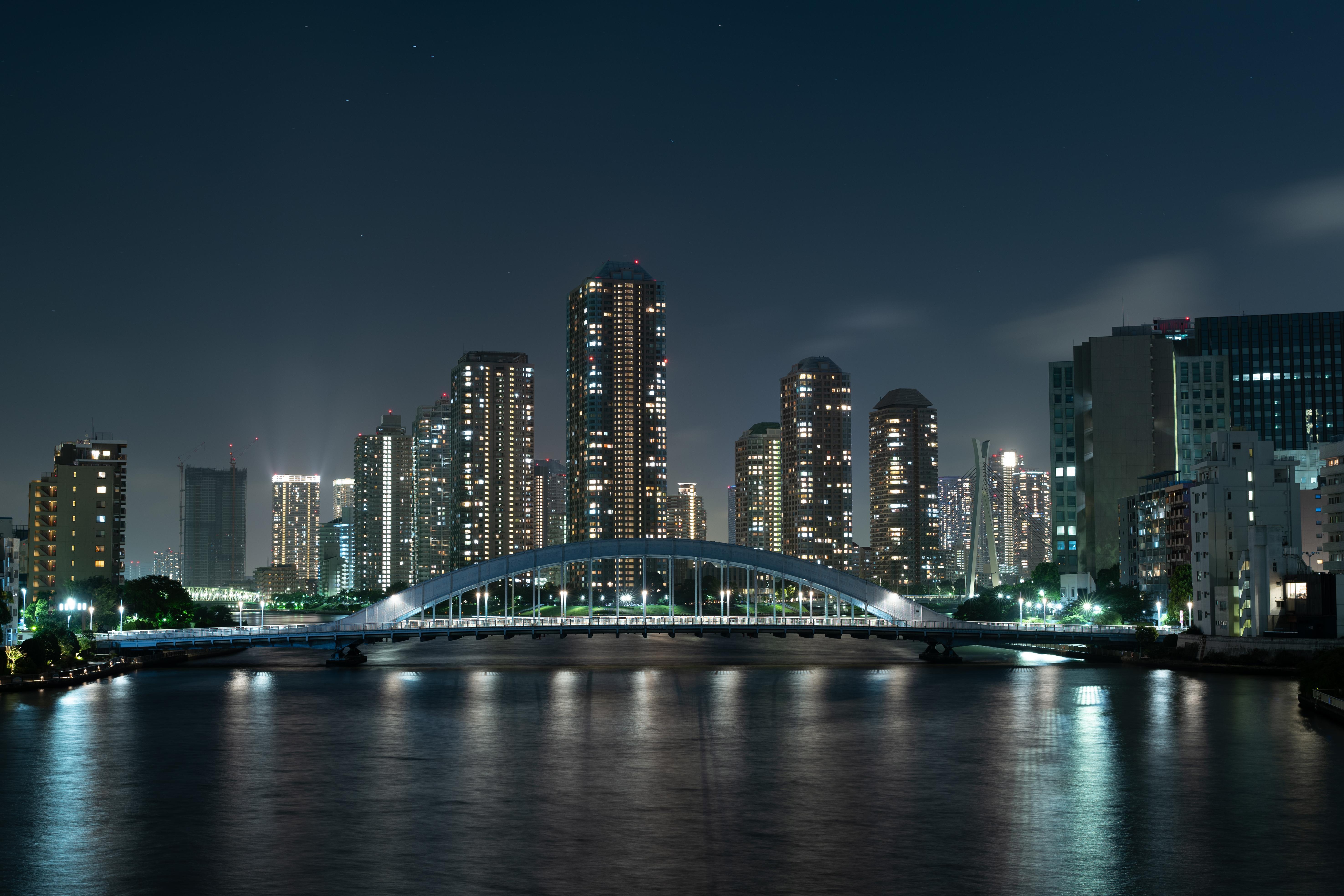 5901x3934 wallpaper skyscrapers, bridge, night city, river, tokyo