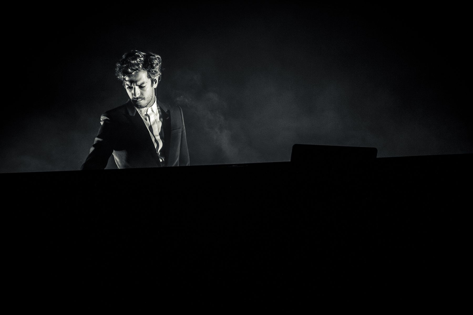 1800x1200 Download Music Gesaffelstein Wallpaper