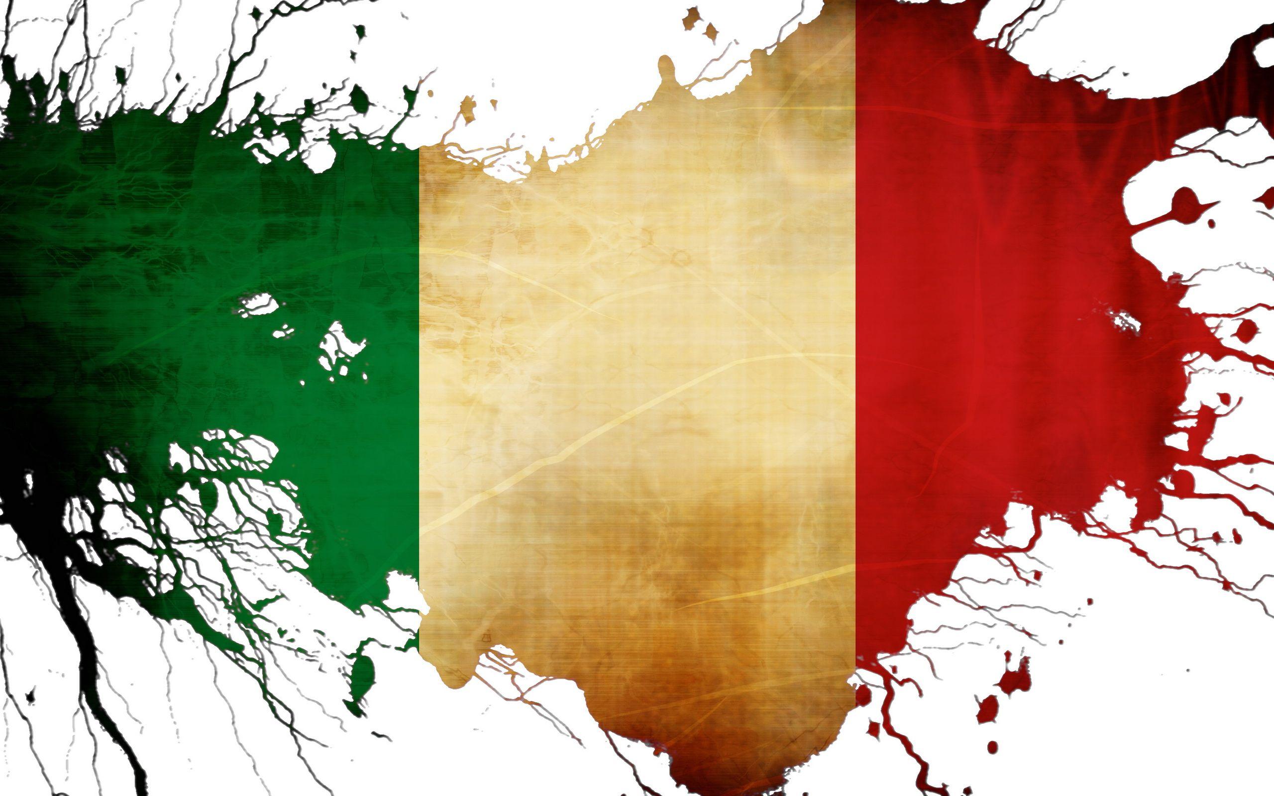 2560x1600 Flag Of Italy HD Wallpaper