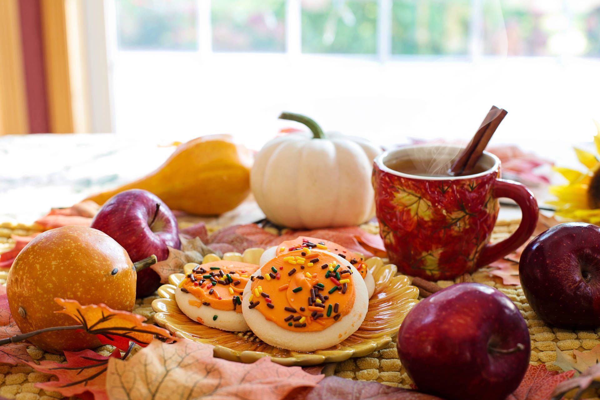 1920x1280 Cozy Autumn Apple Cider Wallpaper