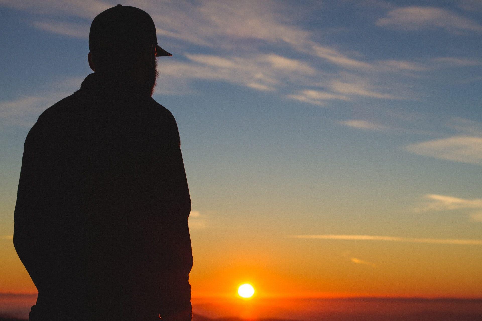 1920x1280 Alone But Happy Wallpaper Status Free Download