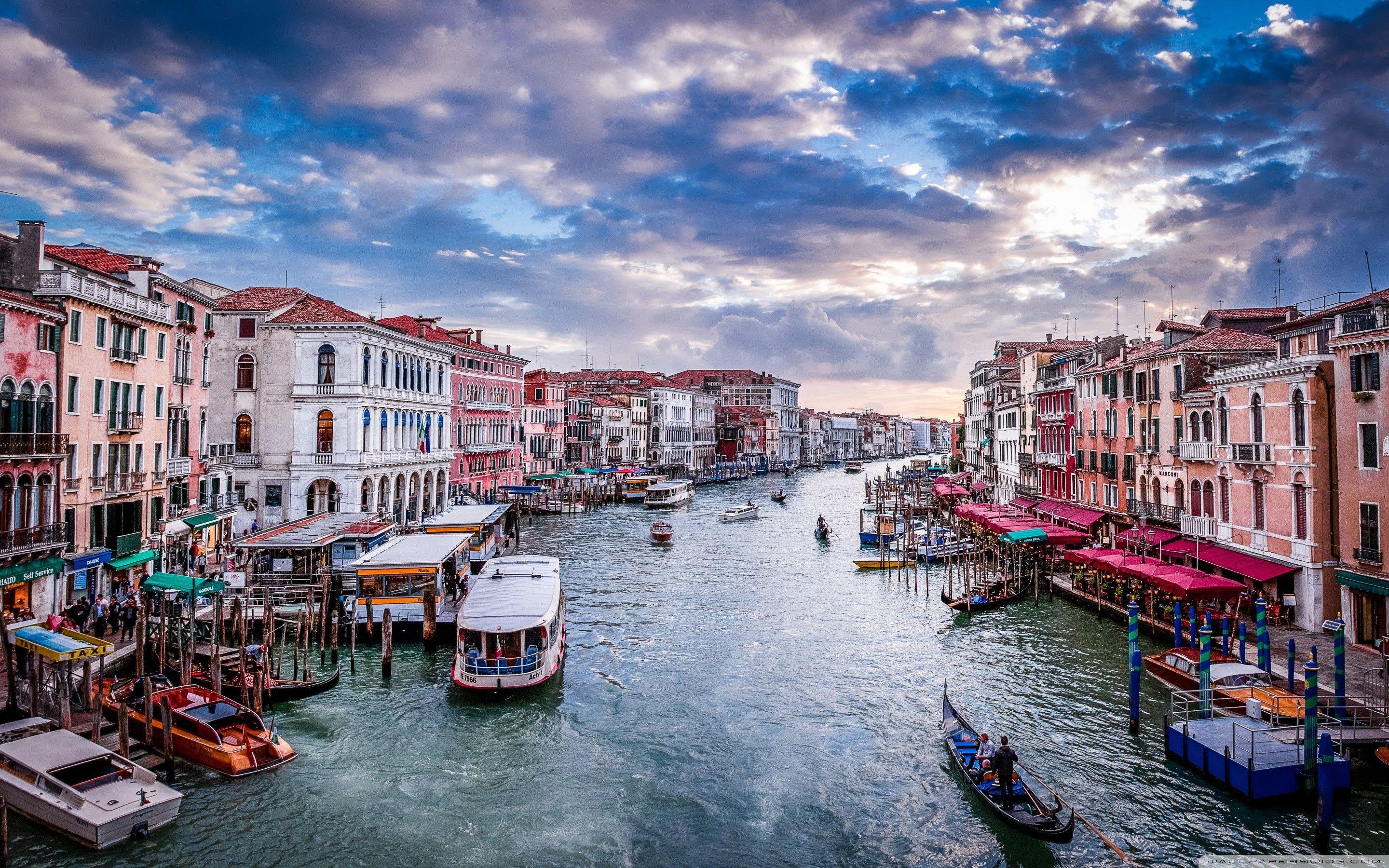 2880x1800 Venice Italy Wallpaper