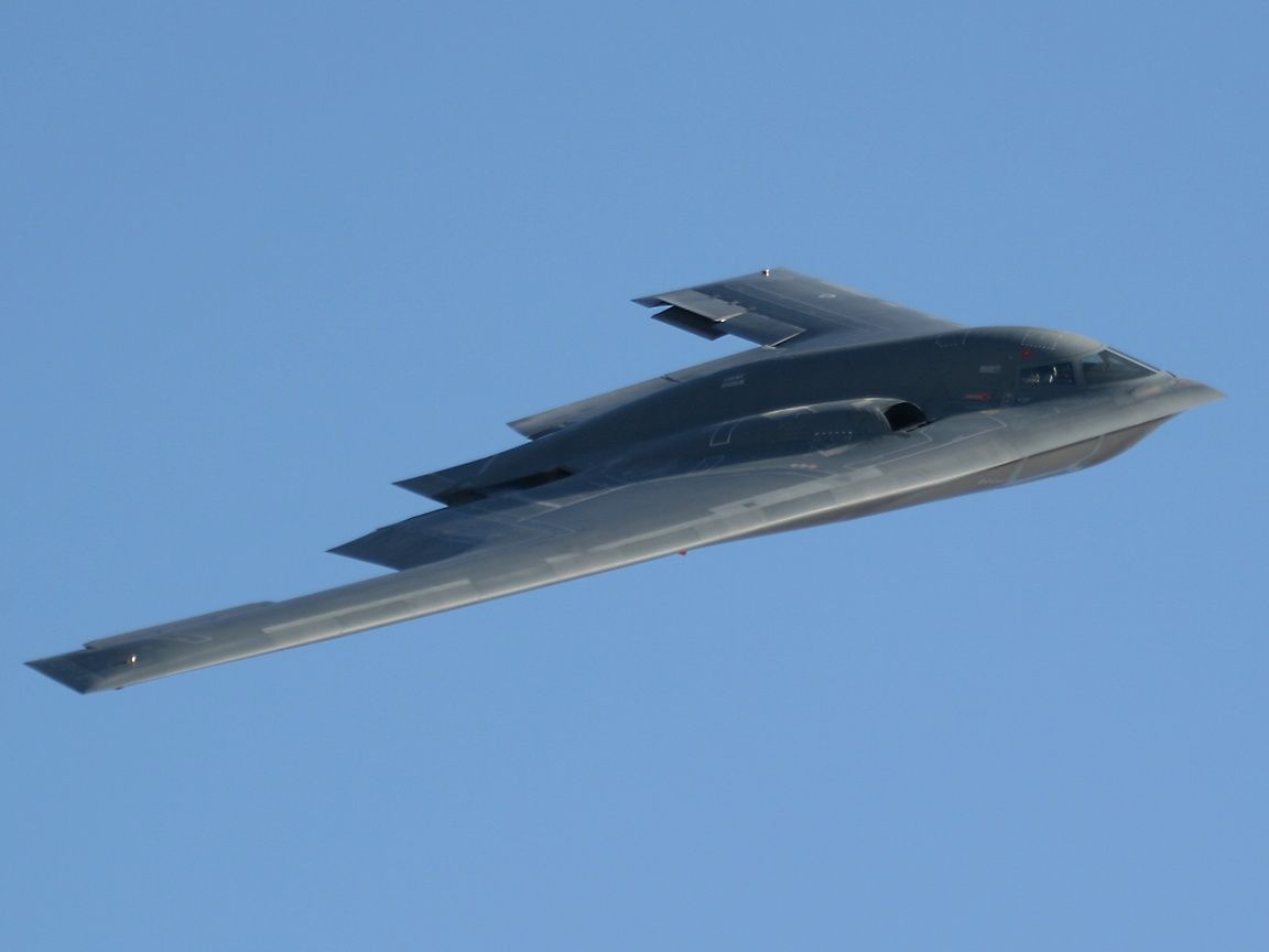 1152x864 Bomber Wallpaper