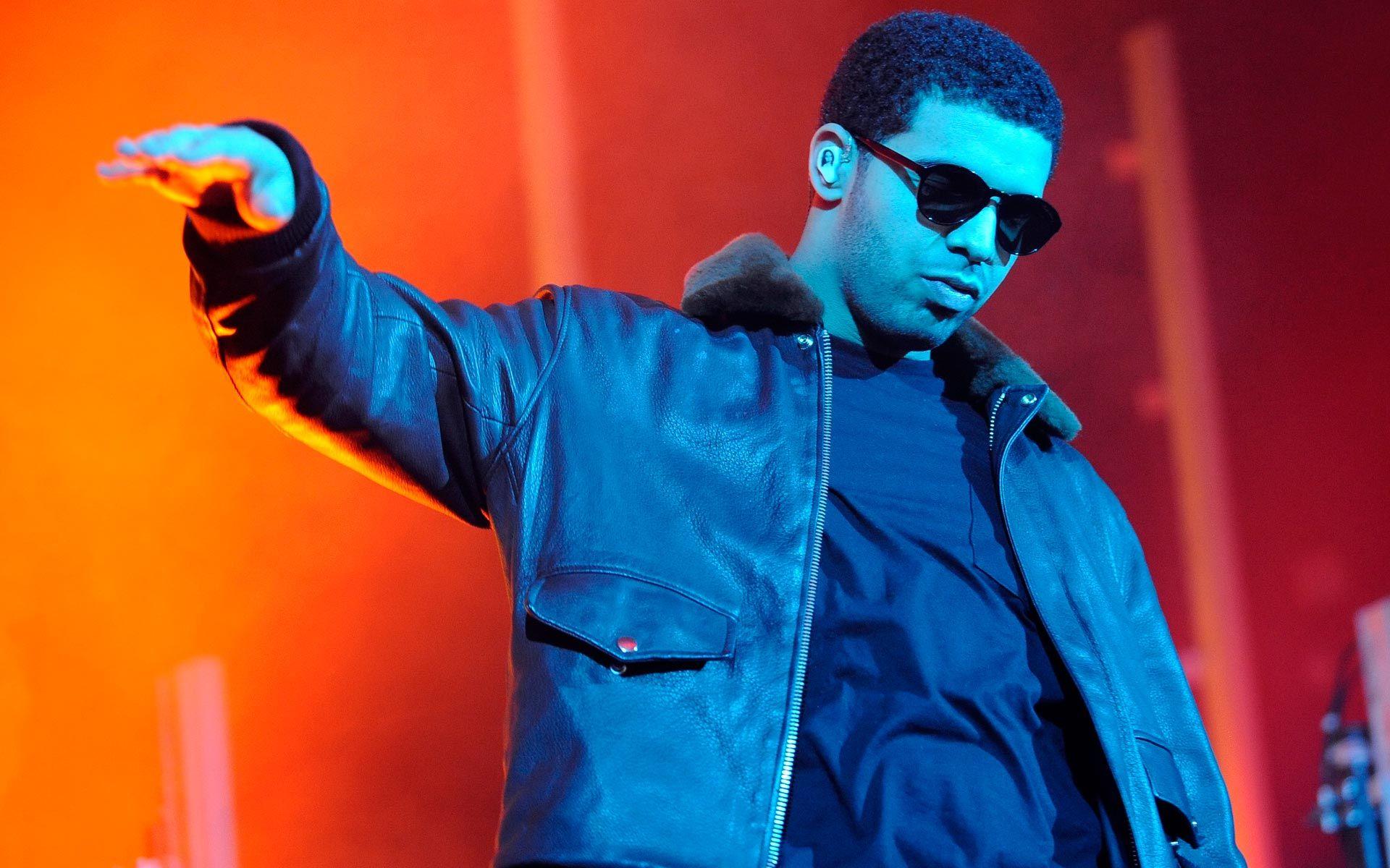 1920x1200 Drake Wallpaper Desktop Background