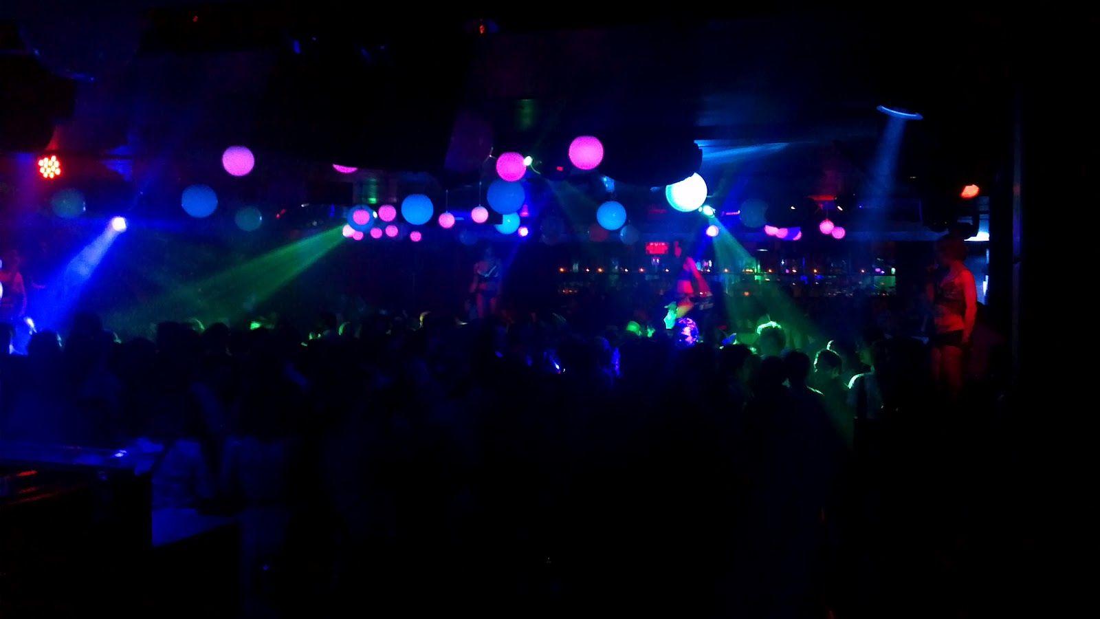 1600x900 Disco Light Wallpaper, Picture