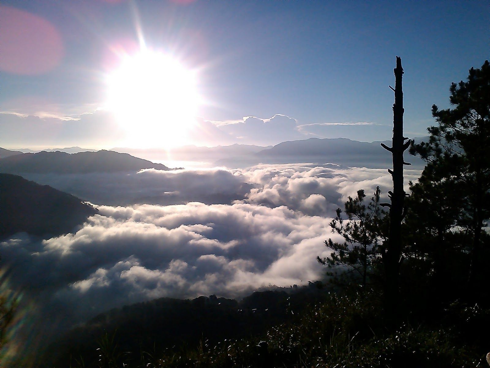 1600x1200 Sagada Snapshot: The Kiltepan Sunrise
