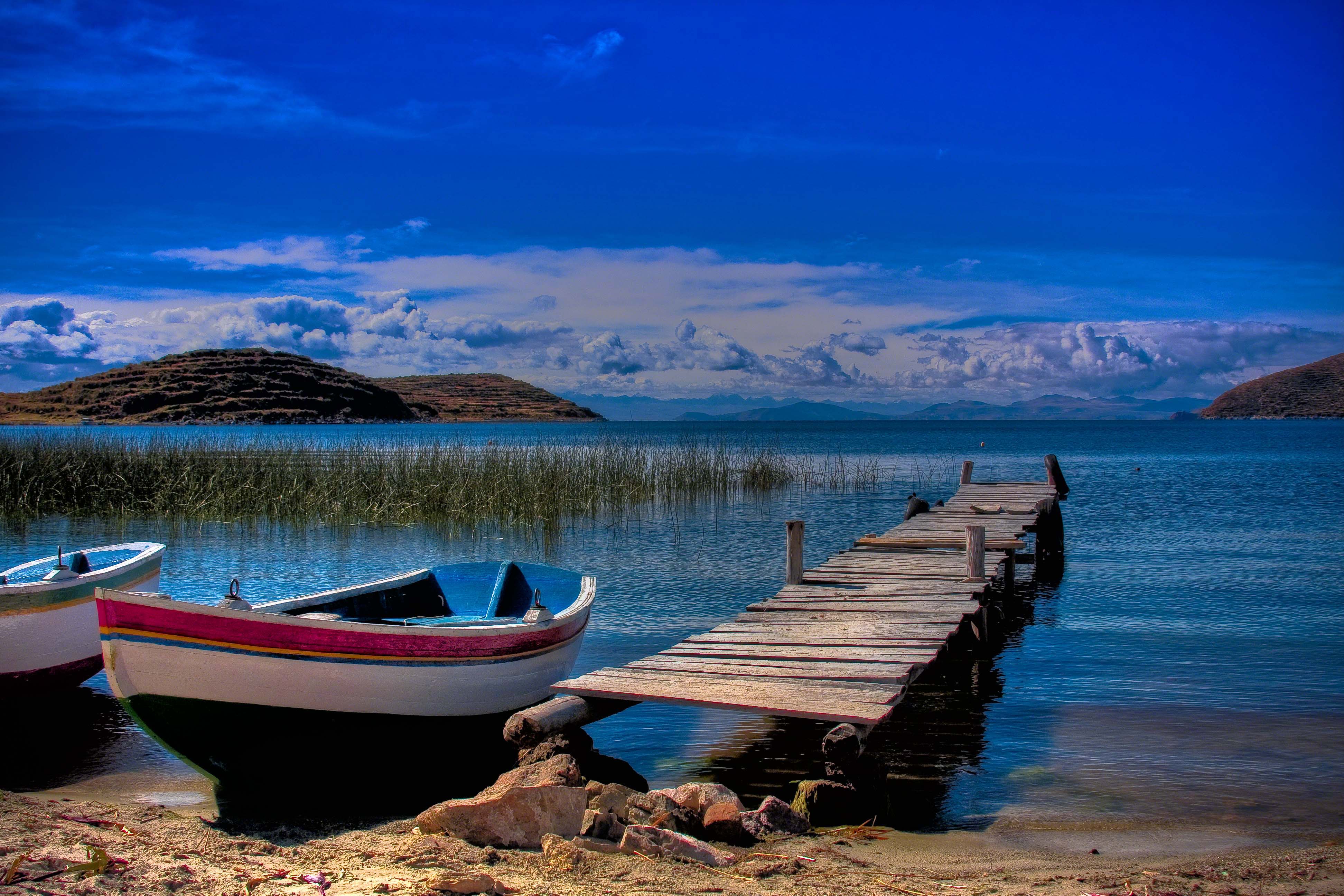 3888x2592 Lake Titicaca Wallpaper