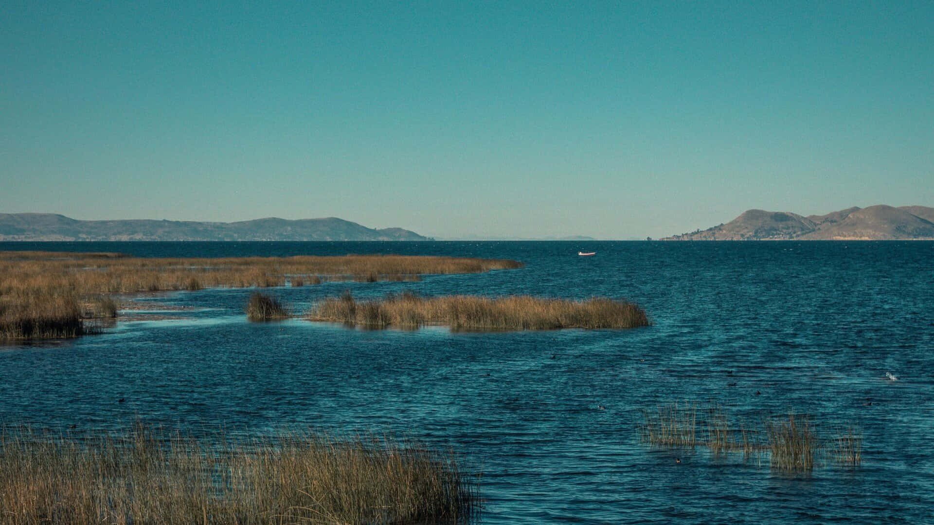 1920x1080 Lake Titicaca Wallpaper