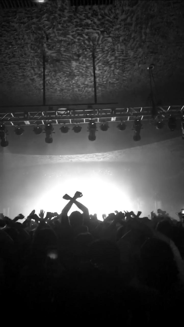 750x1334 Photo I took of the ski show in Seattle tonight. Also. New
