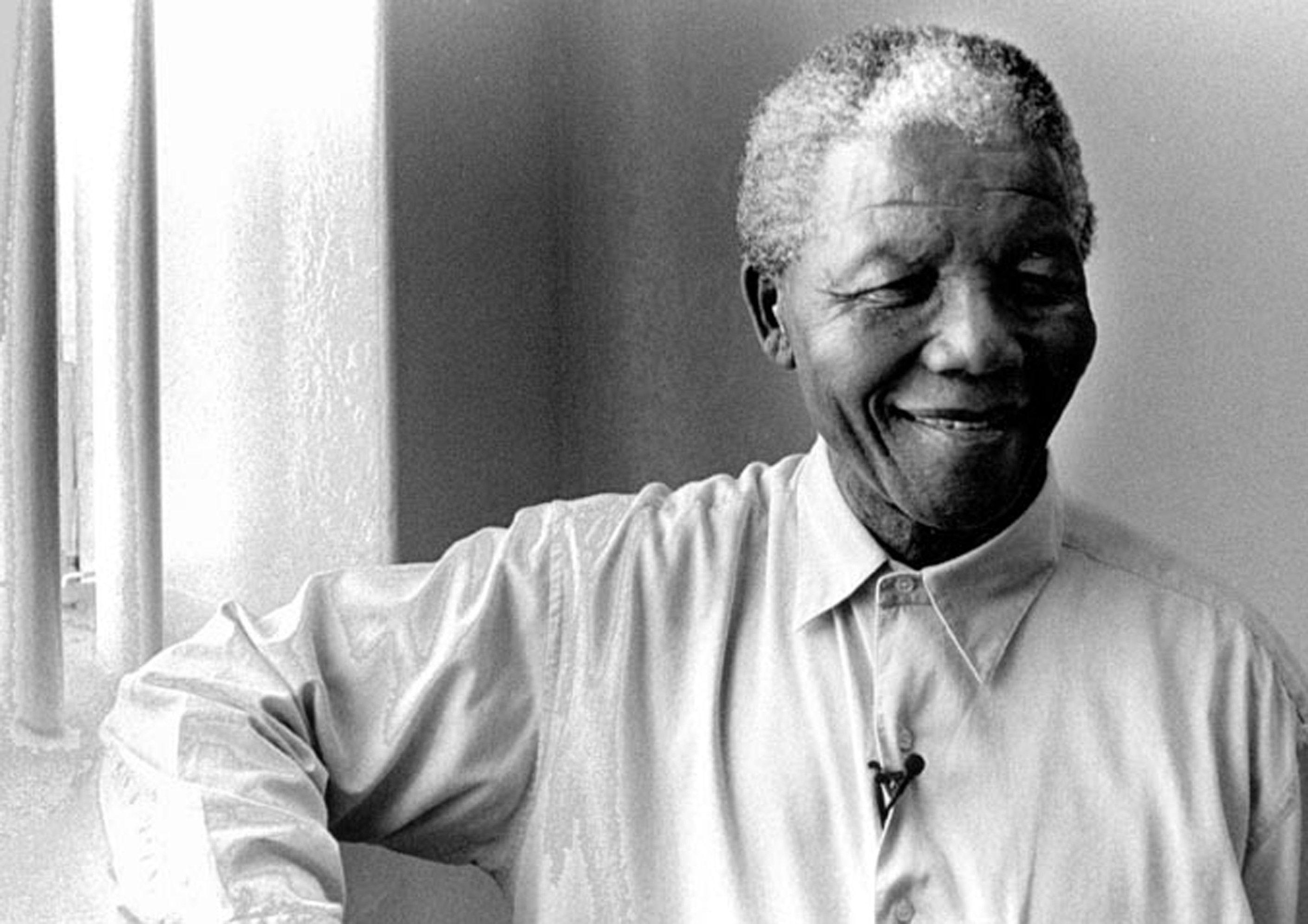 Nelson Mandela Wallpapers Top Free Nelson Mandela Backgrounds Wallpaperaccess