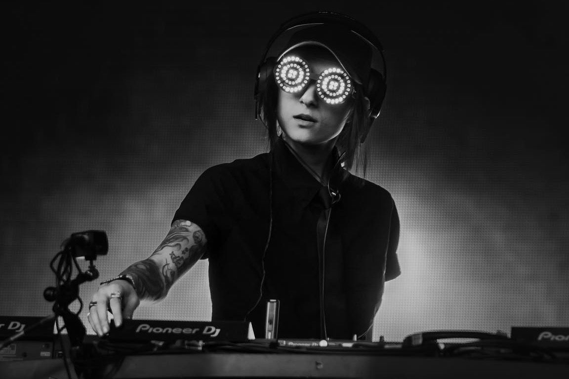1152x768 rezz