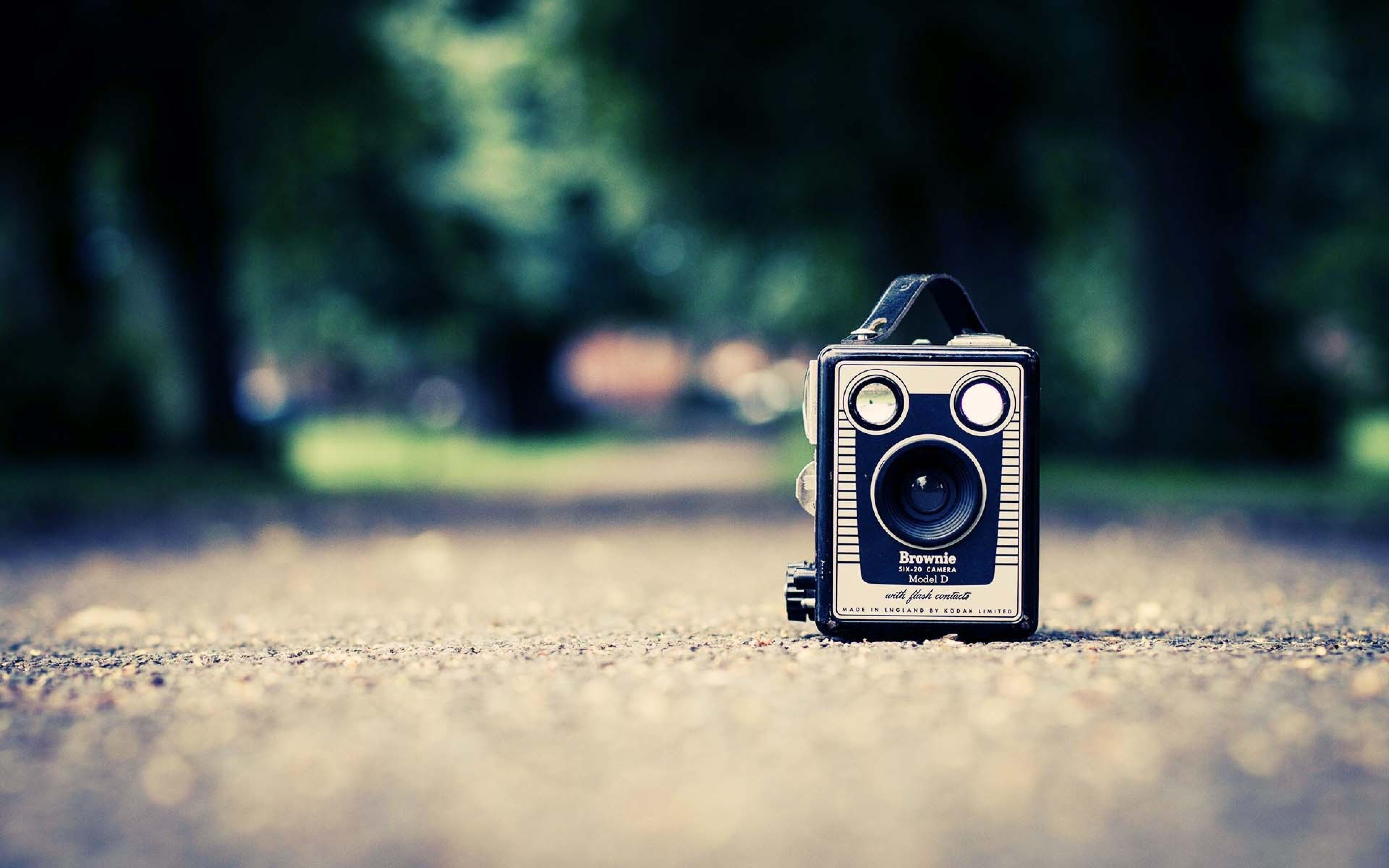 3840x2400 Camera Wallpaper