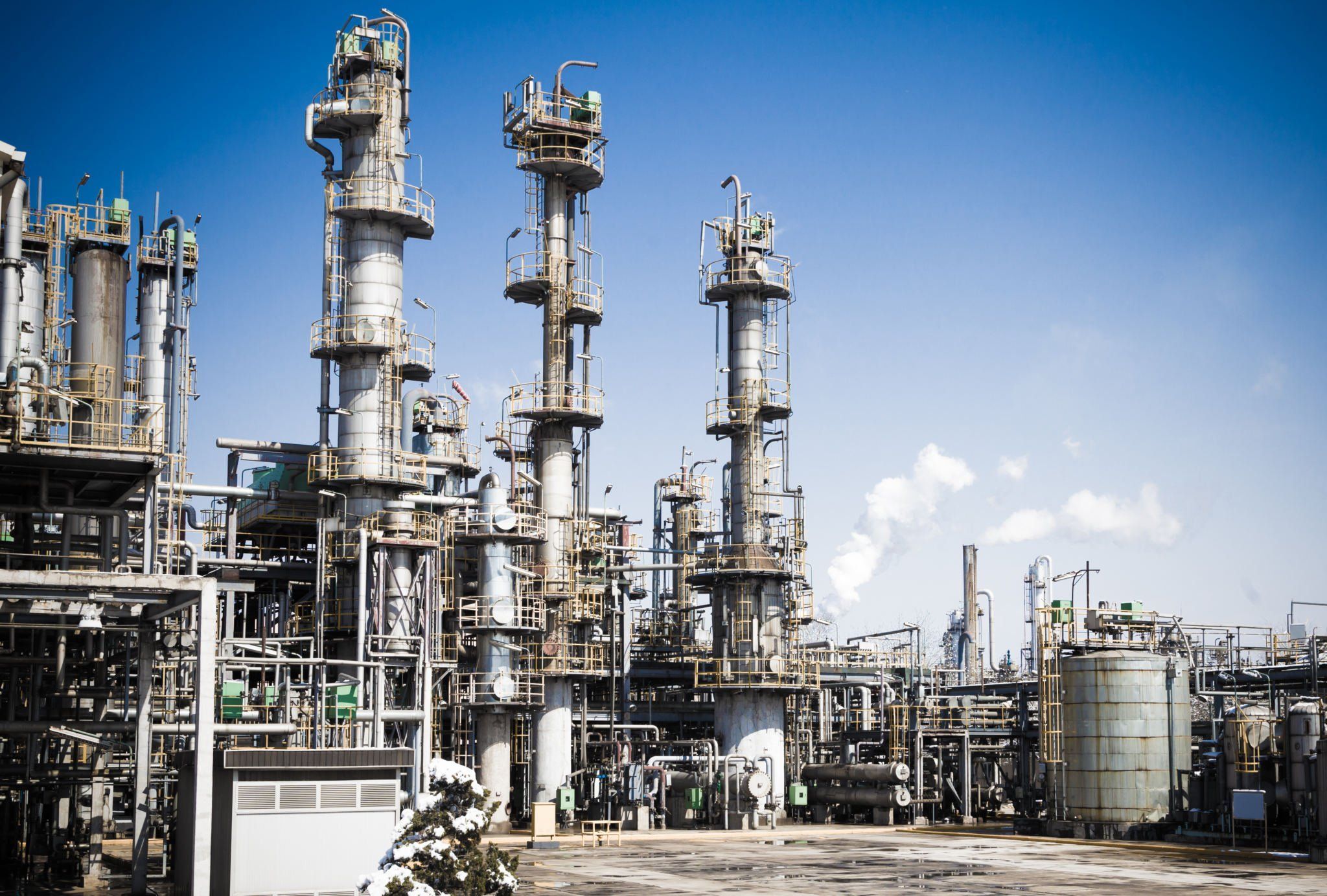 2048x1384 compliance in the chemical industries