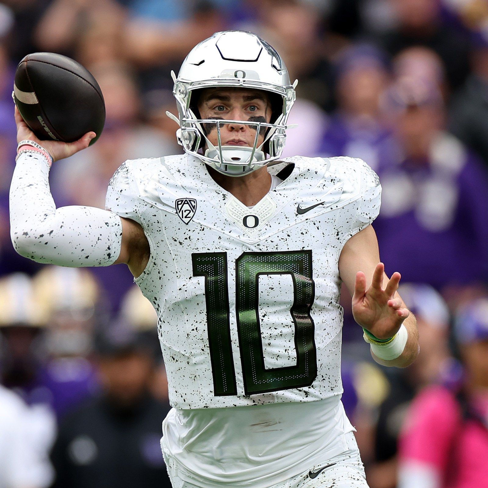 1600x1600 Oregon QB Bo Nix: 5 Things to Know