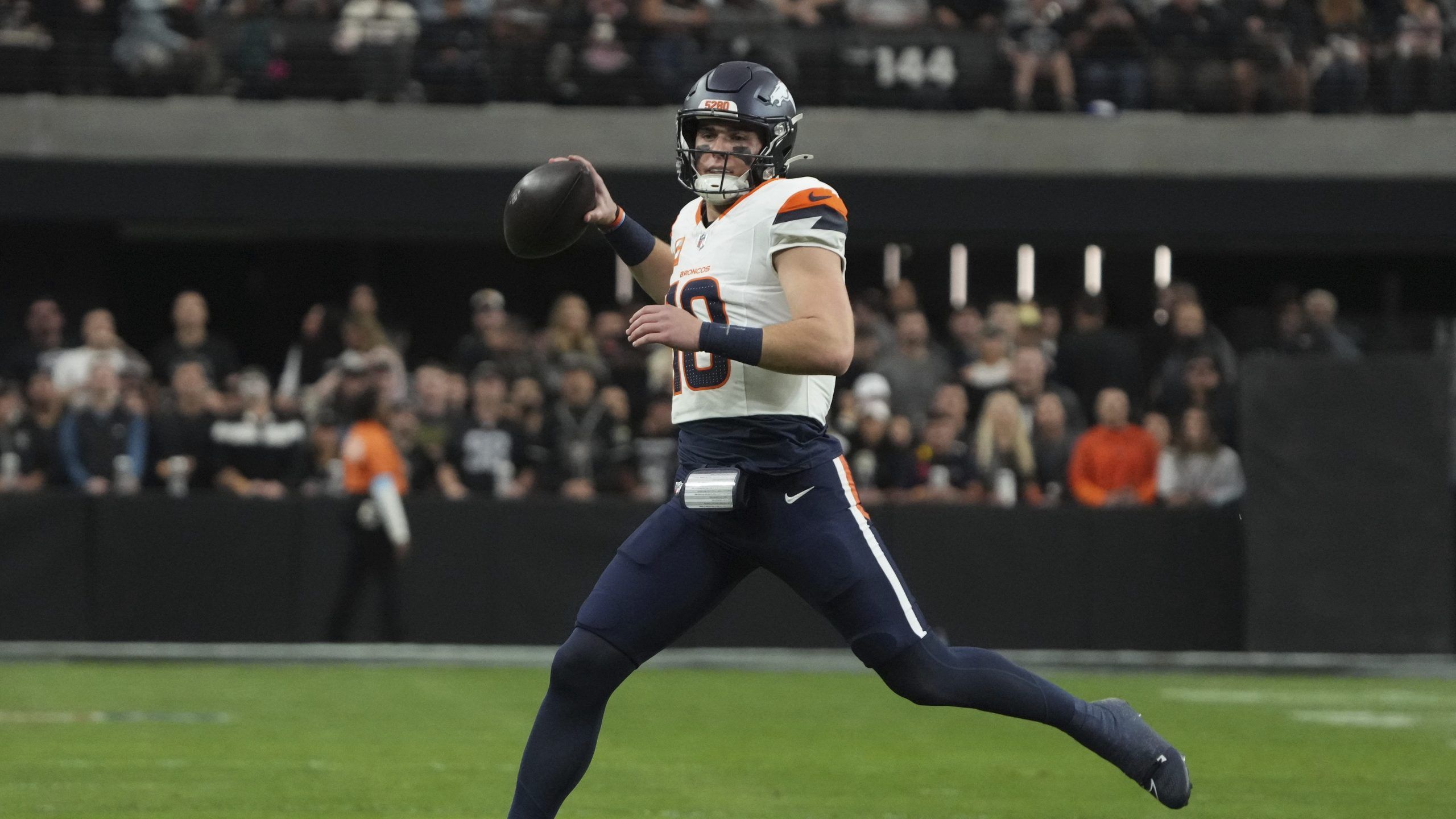 2560x1440 Denver Broncos Bo Nix earns third