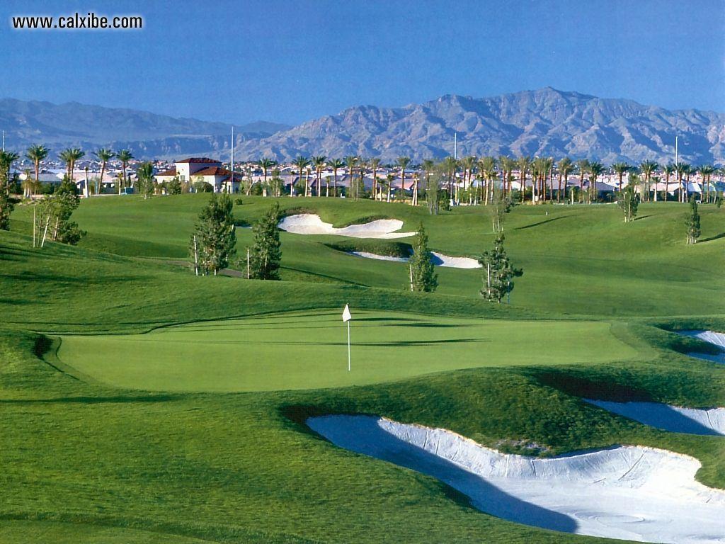1024x768 Golf Course Wallpaper