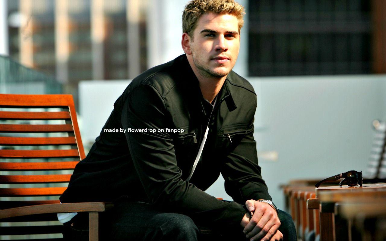 1280x800 Liam Hemsworth wallpaperx800