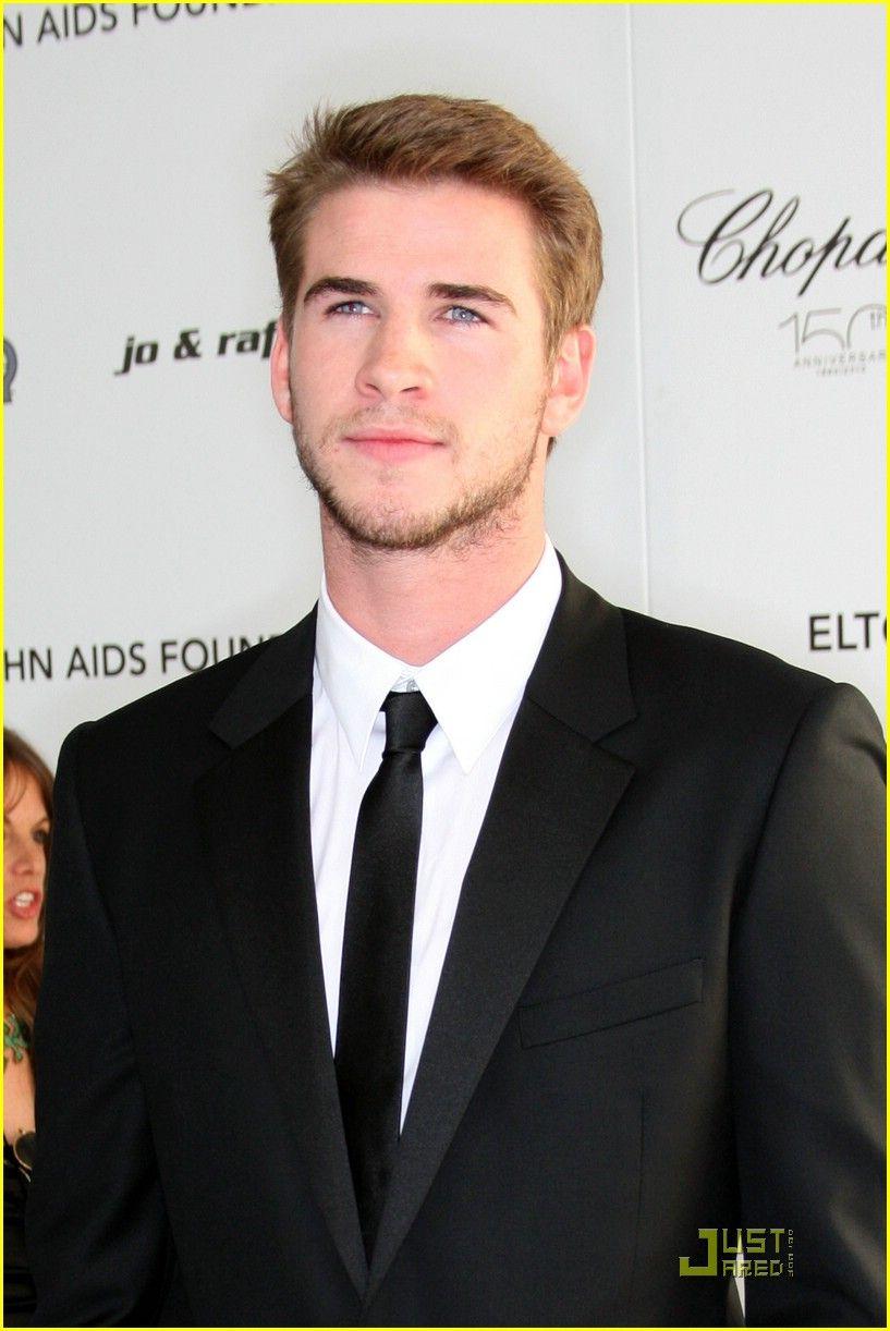 817x1222 Kelsey Chen: liam hemsworth wallpaper