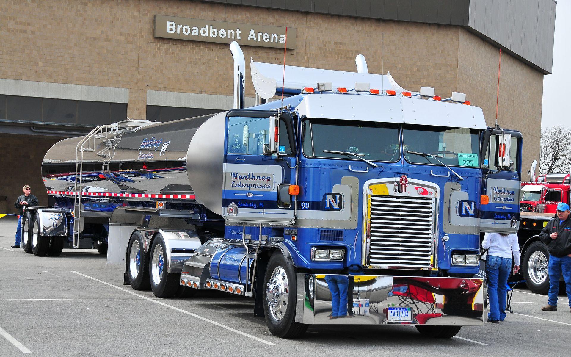 1920x1200 Kenworth Wallpaper Deskx1200 px