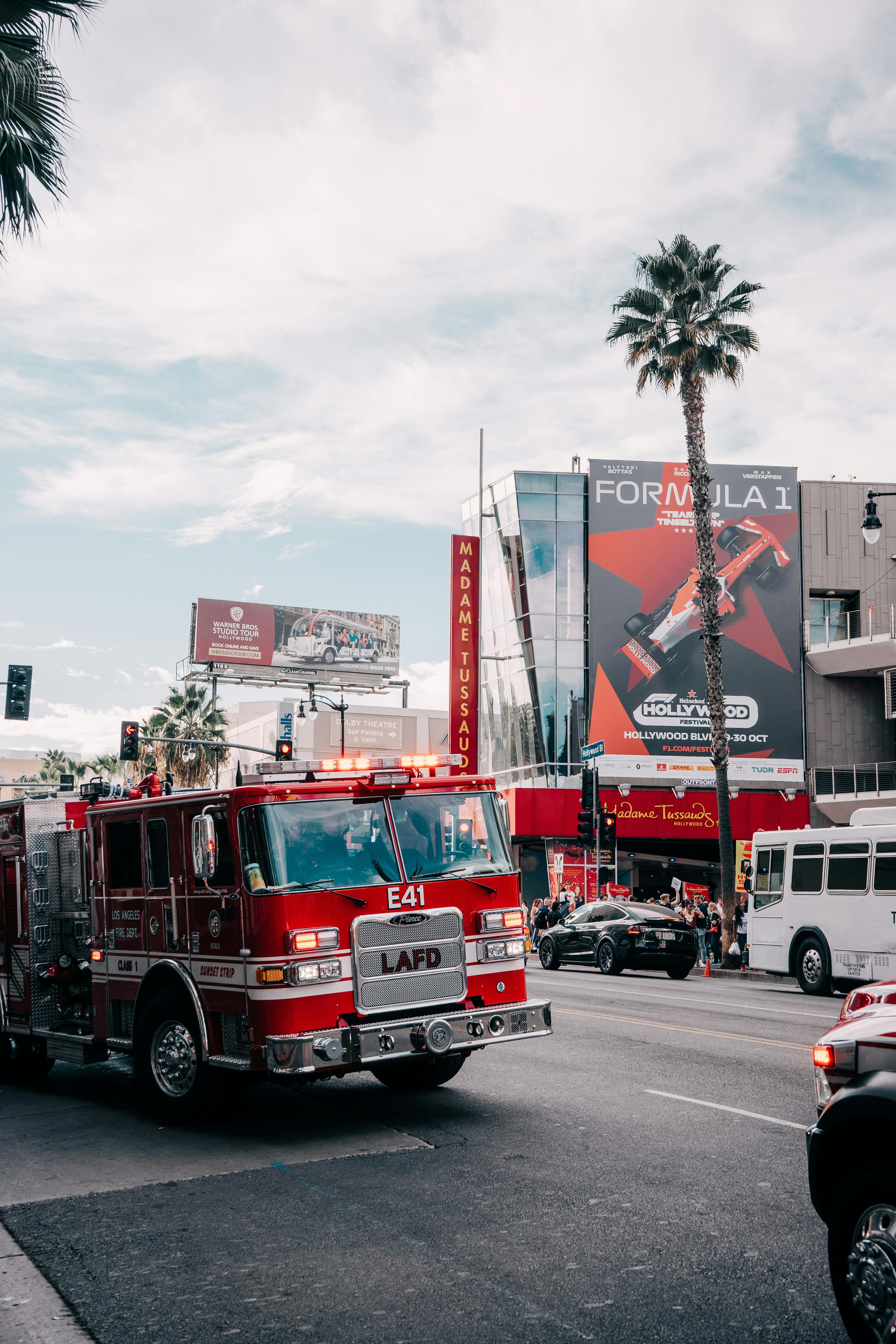 4000x6000 A Fire Truck on the Road · Free