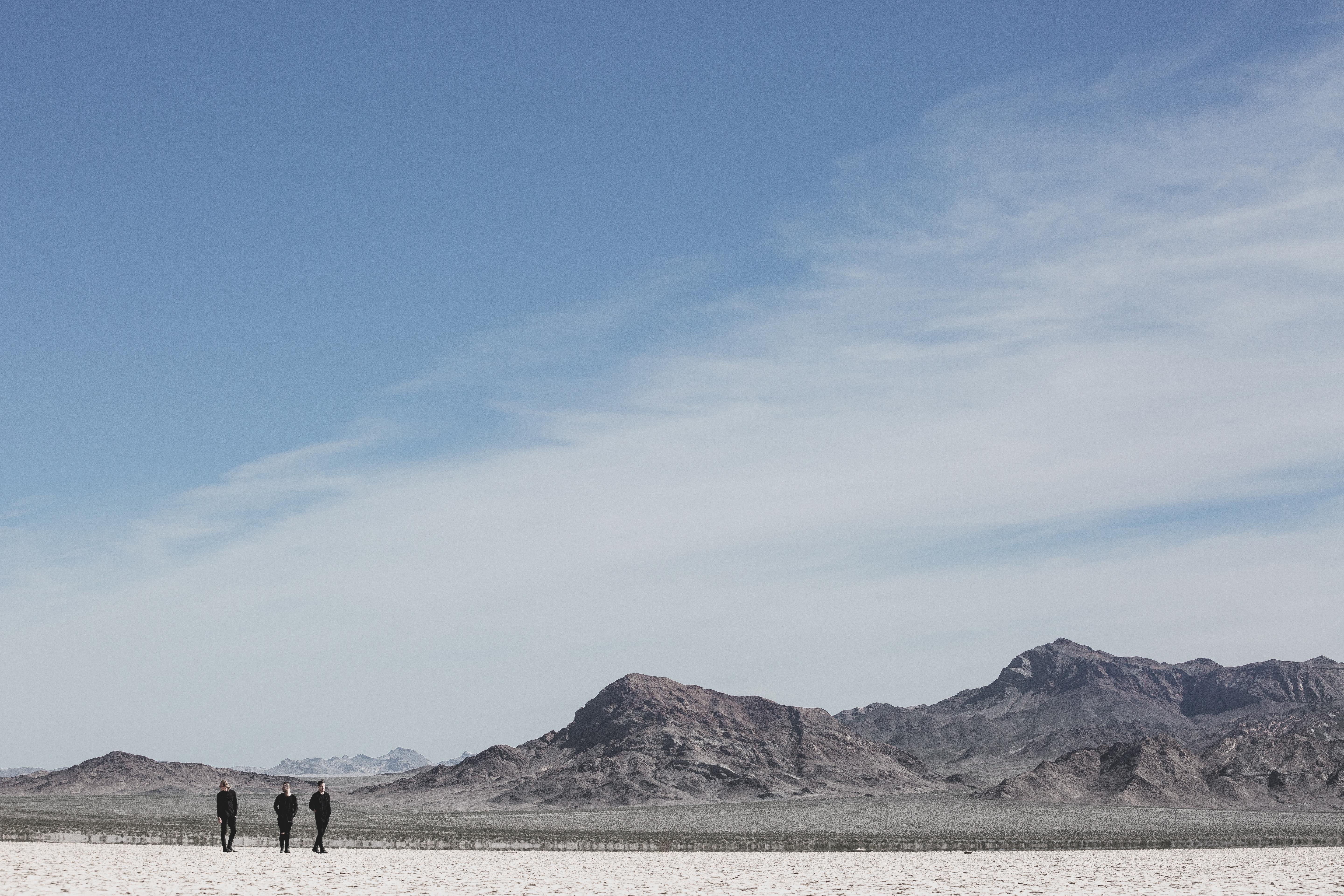 5760x3840 Rüfüs Du Sol Wallpaper