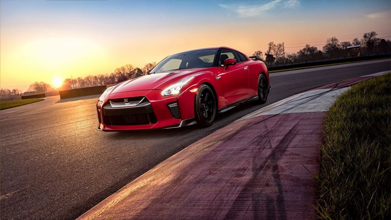1280x720 Desktop Wallpaper Nissan GTR Track