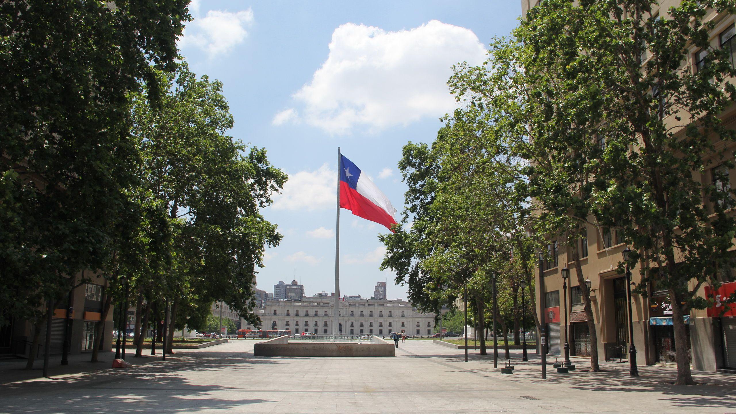 2560x1440 Photo Santiago Chile Flag Street Trees Cities 2560x1440