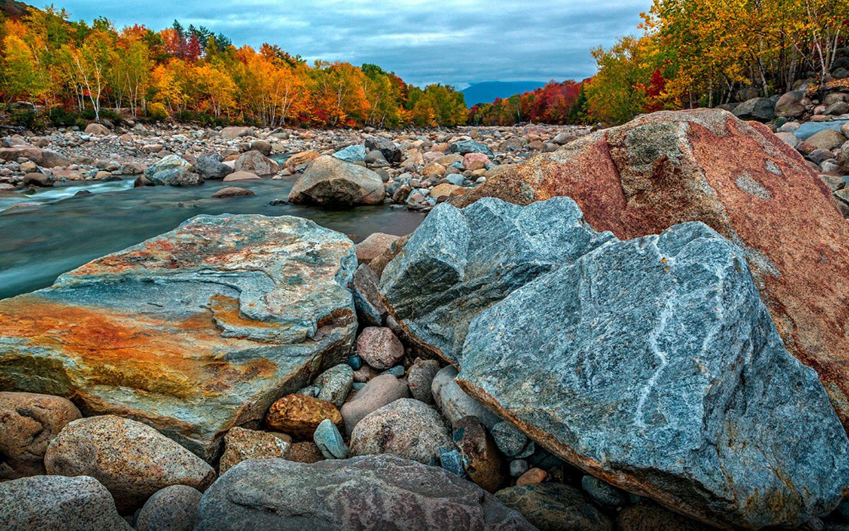 2880x1800 Autumn In The New Hampshire River Pemigewuasset Desktop