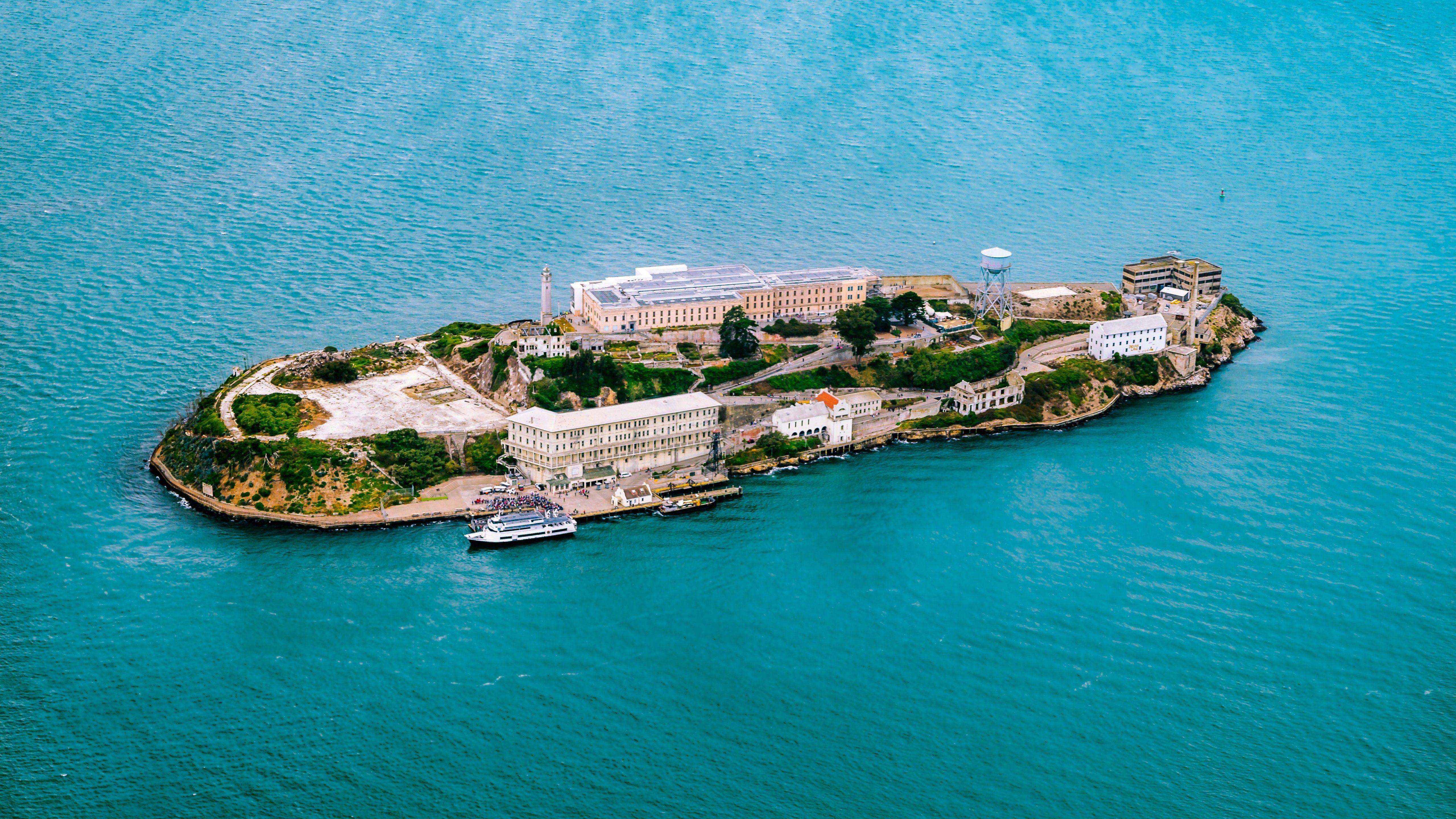 5120x2880 Beautiful Alcatraz Island in California US Tourist Place 5K
