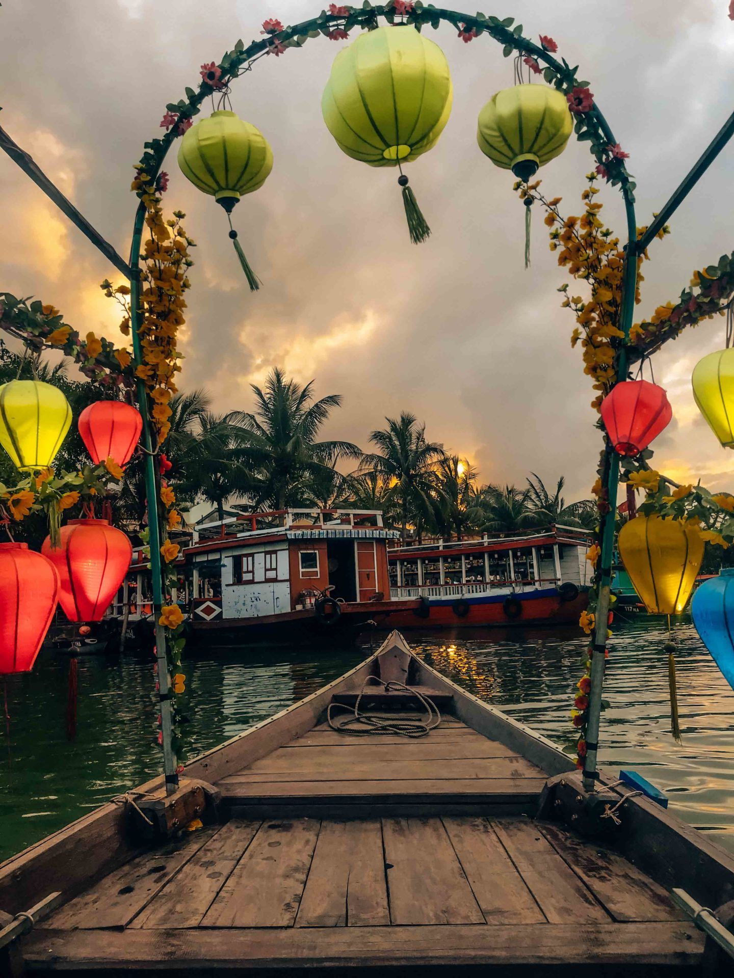 1440x1920 Experience Hoi An in one day