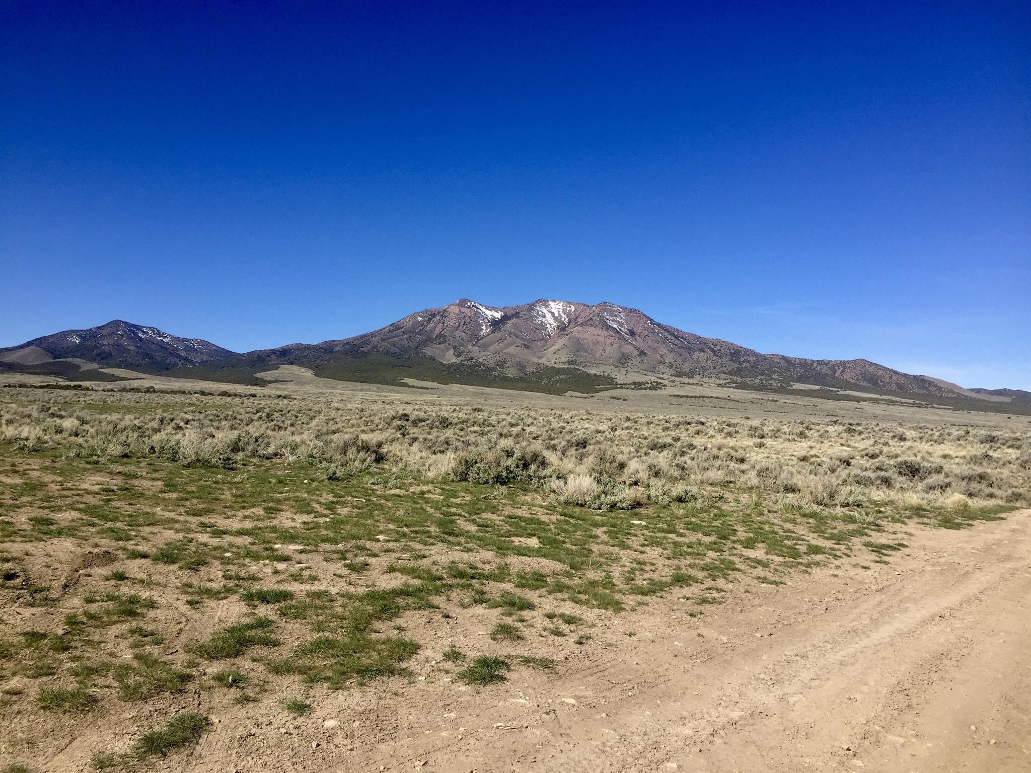 2048x1536 Indian Peaks