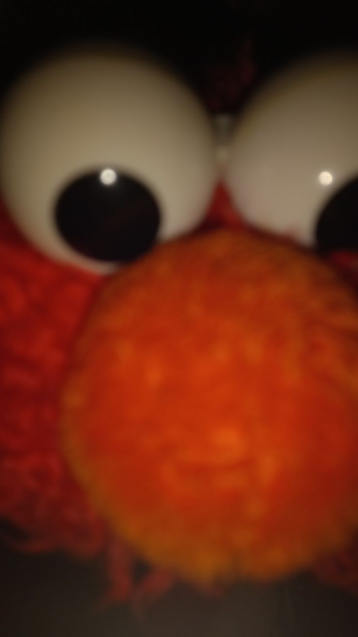736x1308 elmo