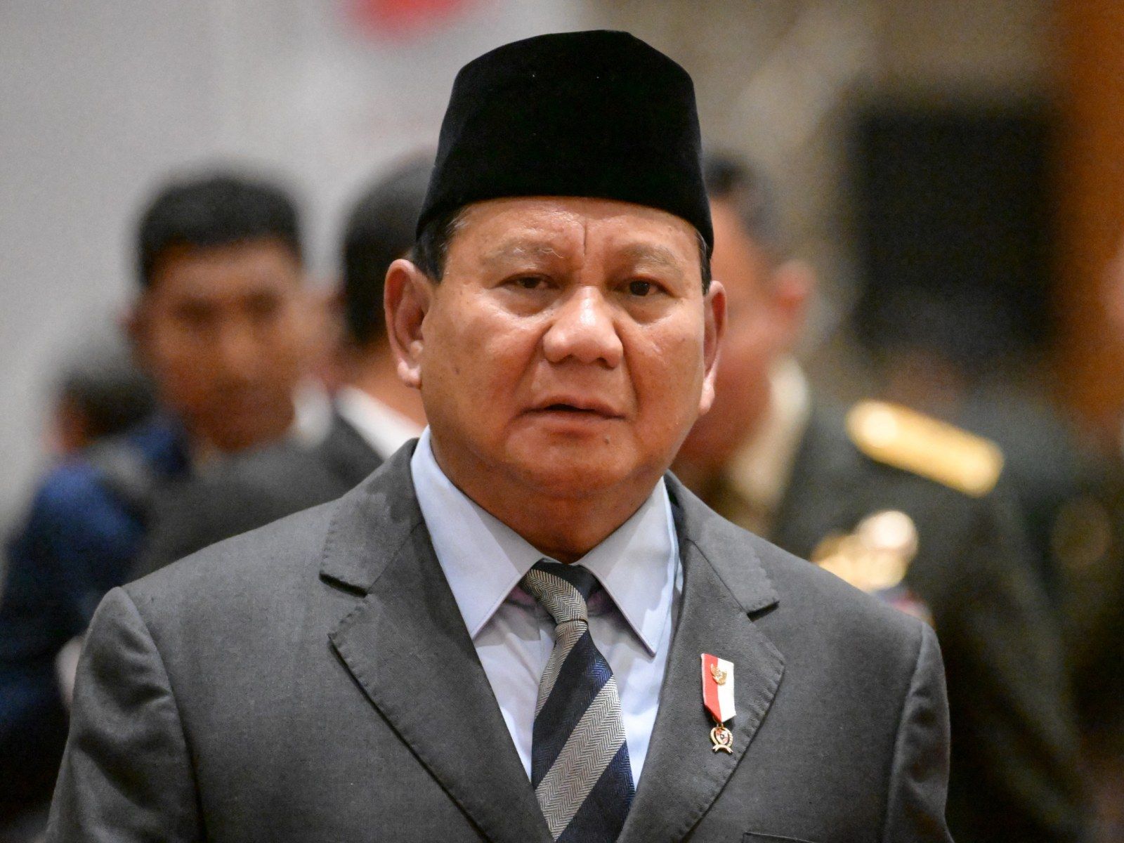 1600x1200 Exclusive: The Ex General Who Plans To