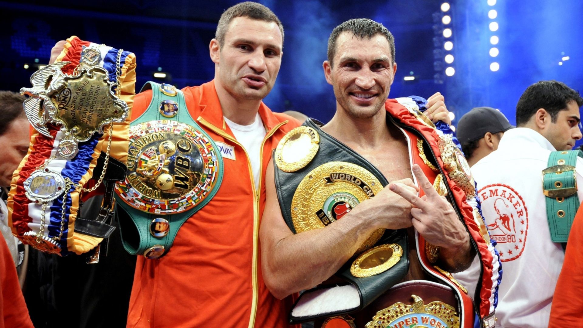 1920x1080 Wladimir Klitschko With Awards HD