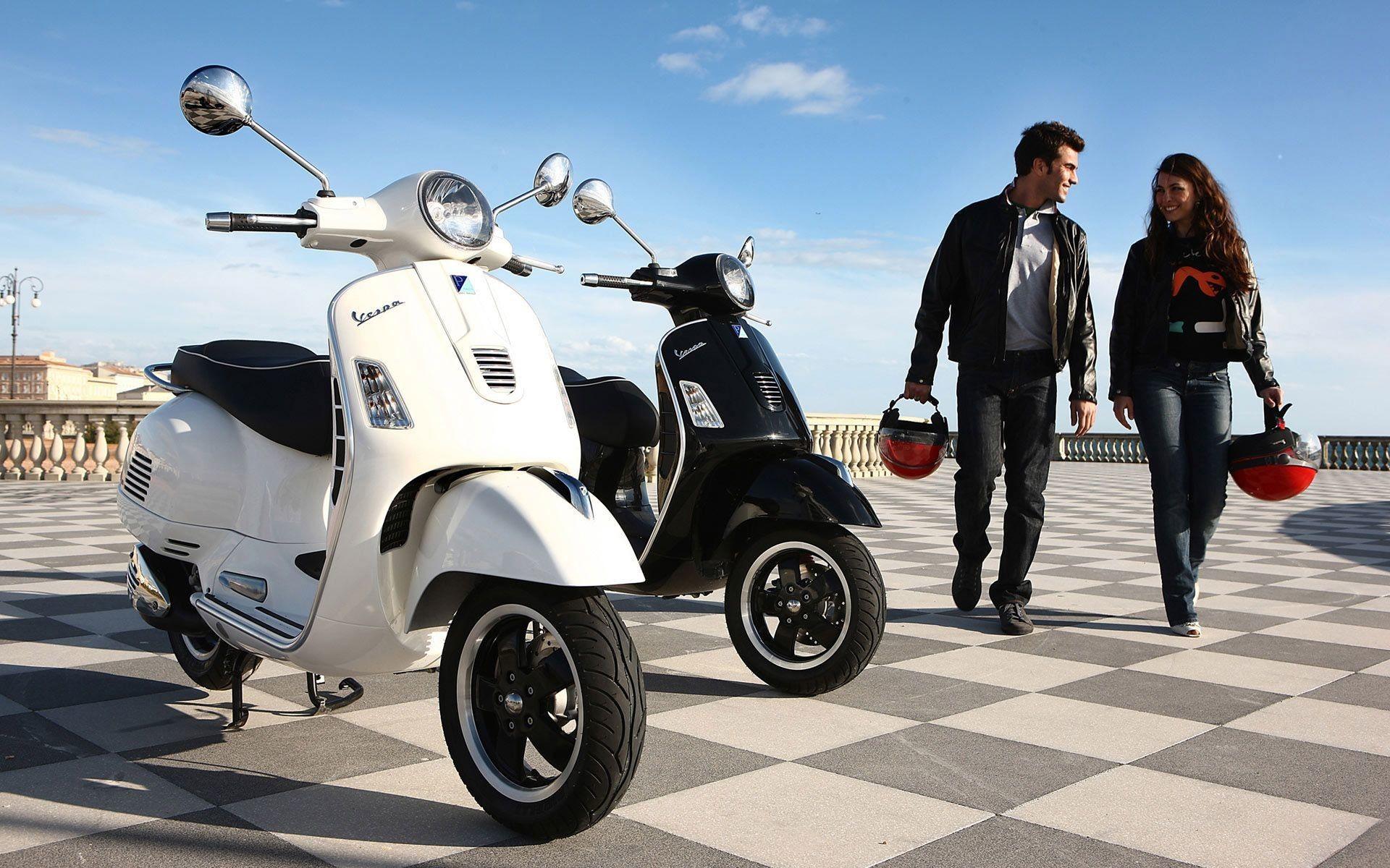 1920x1200 4K Scooter Wallpaper High Quality