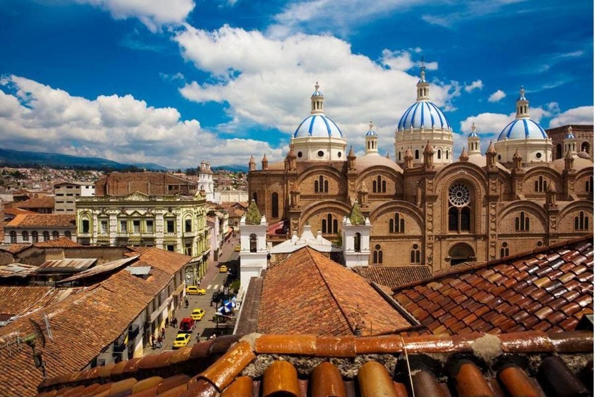 1200x800 Transfer from Guayaquil to Cuenca