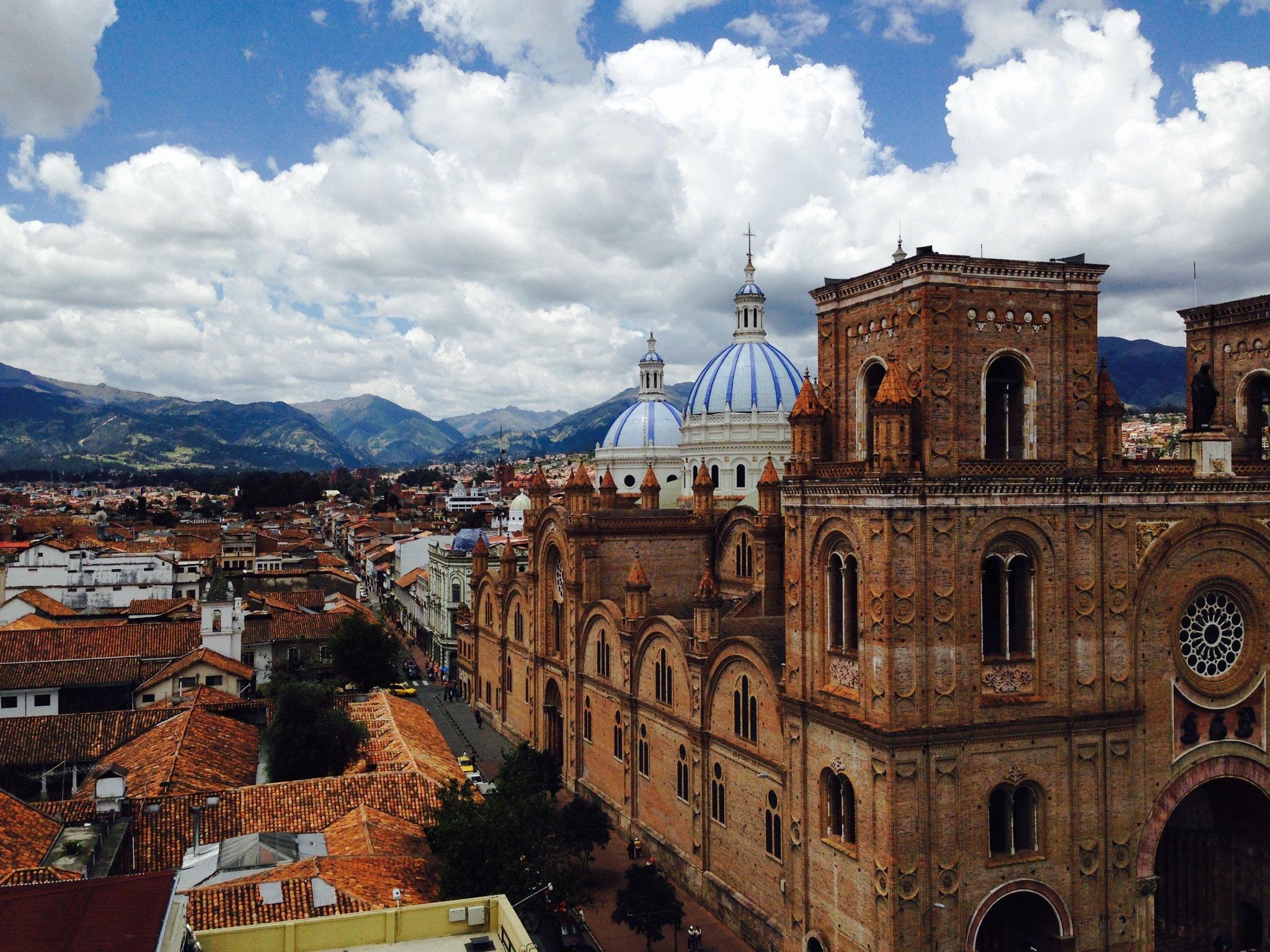 2048x1536 Allowing for Relaxation in Ecuador