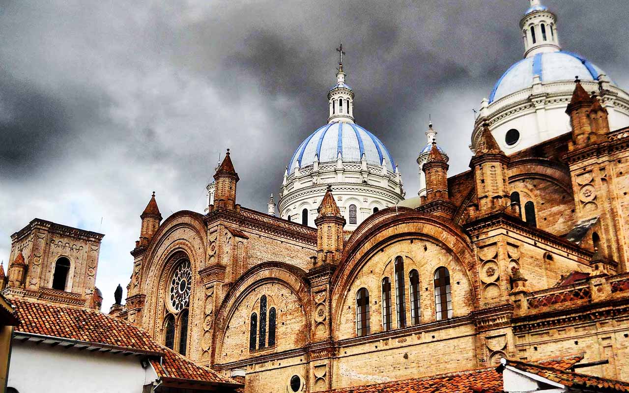 1280x800 Ecuador You can't miss Cuenca