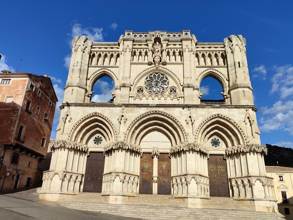 1024x768 Cuenca, an unexpected highlight