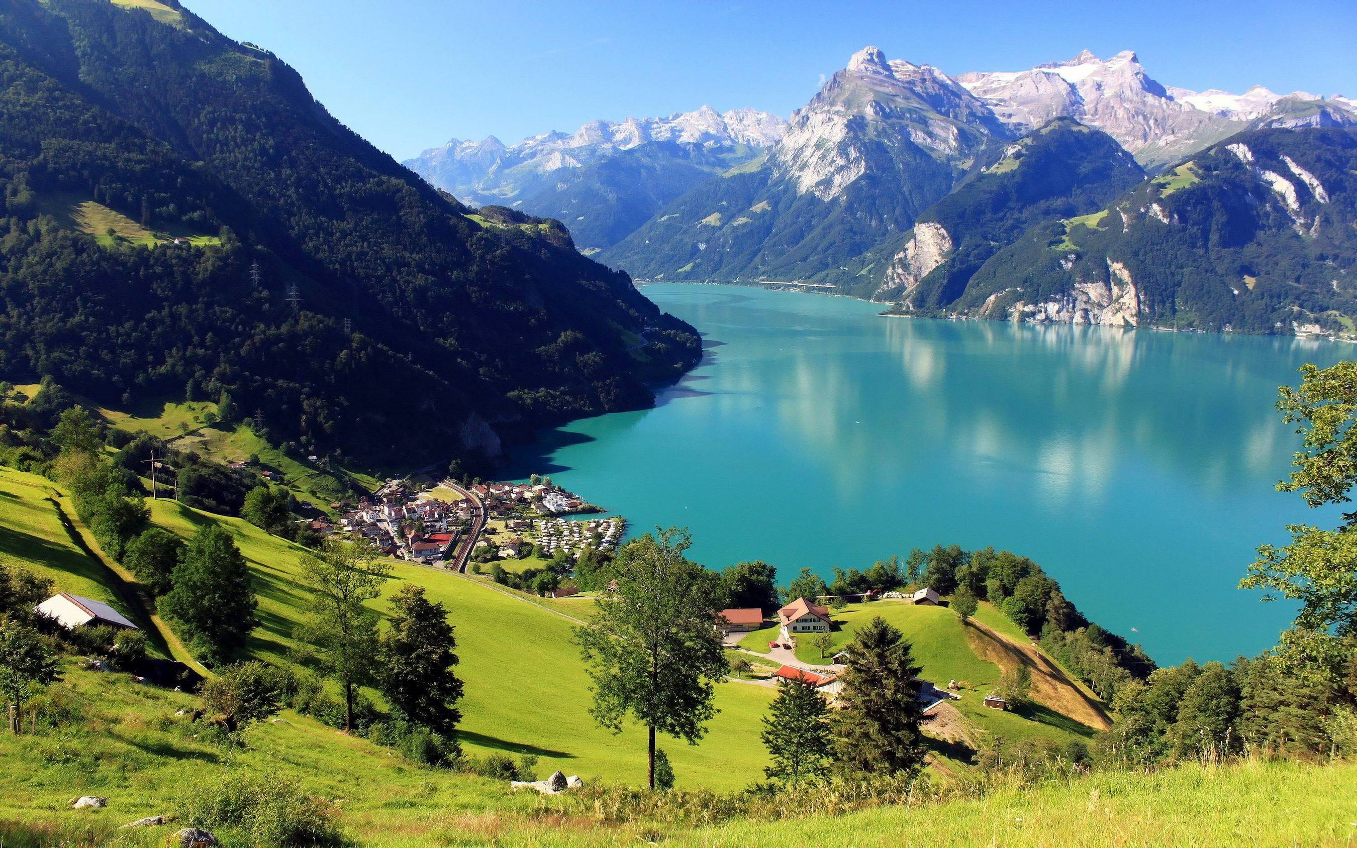 3000x1875 Tag: switzerland. Truly Hand Picked