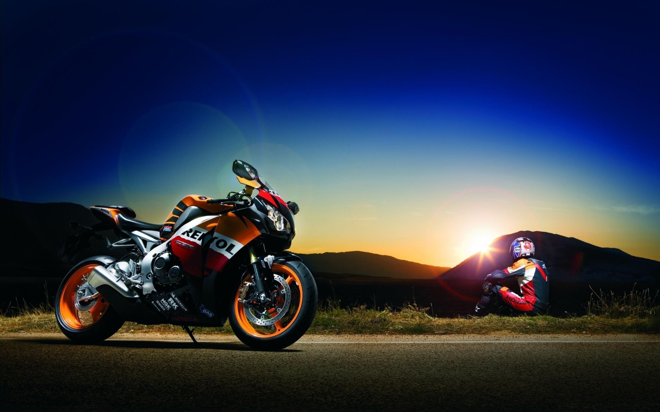 2560x1600 HD Motorcycle Wallpaper