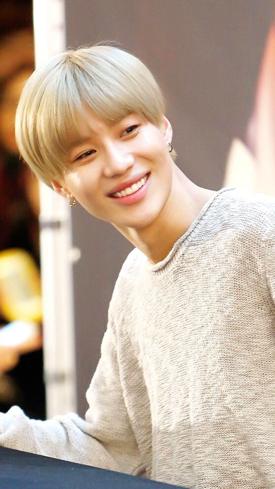 Taemin Wallpapers Top Free Taemin Backgrounds Wallpaperaccess