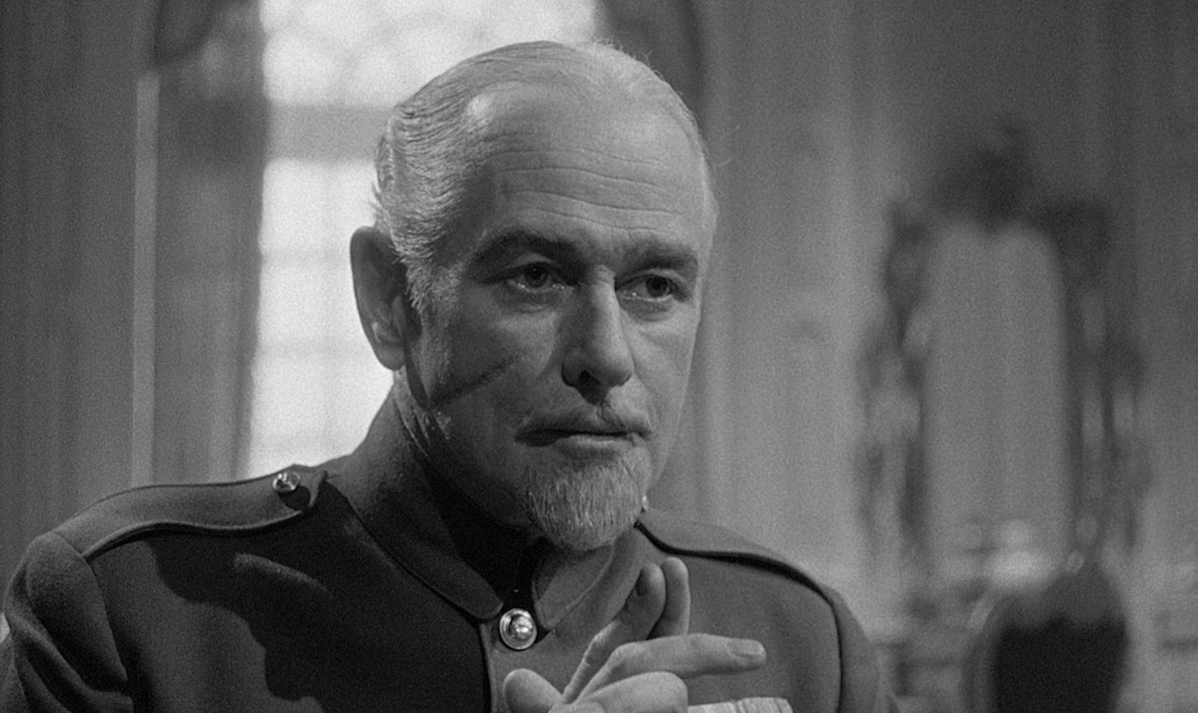 1740x1035 Reviews of Classic Movies: 'Paths