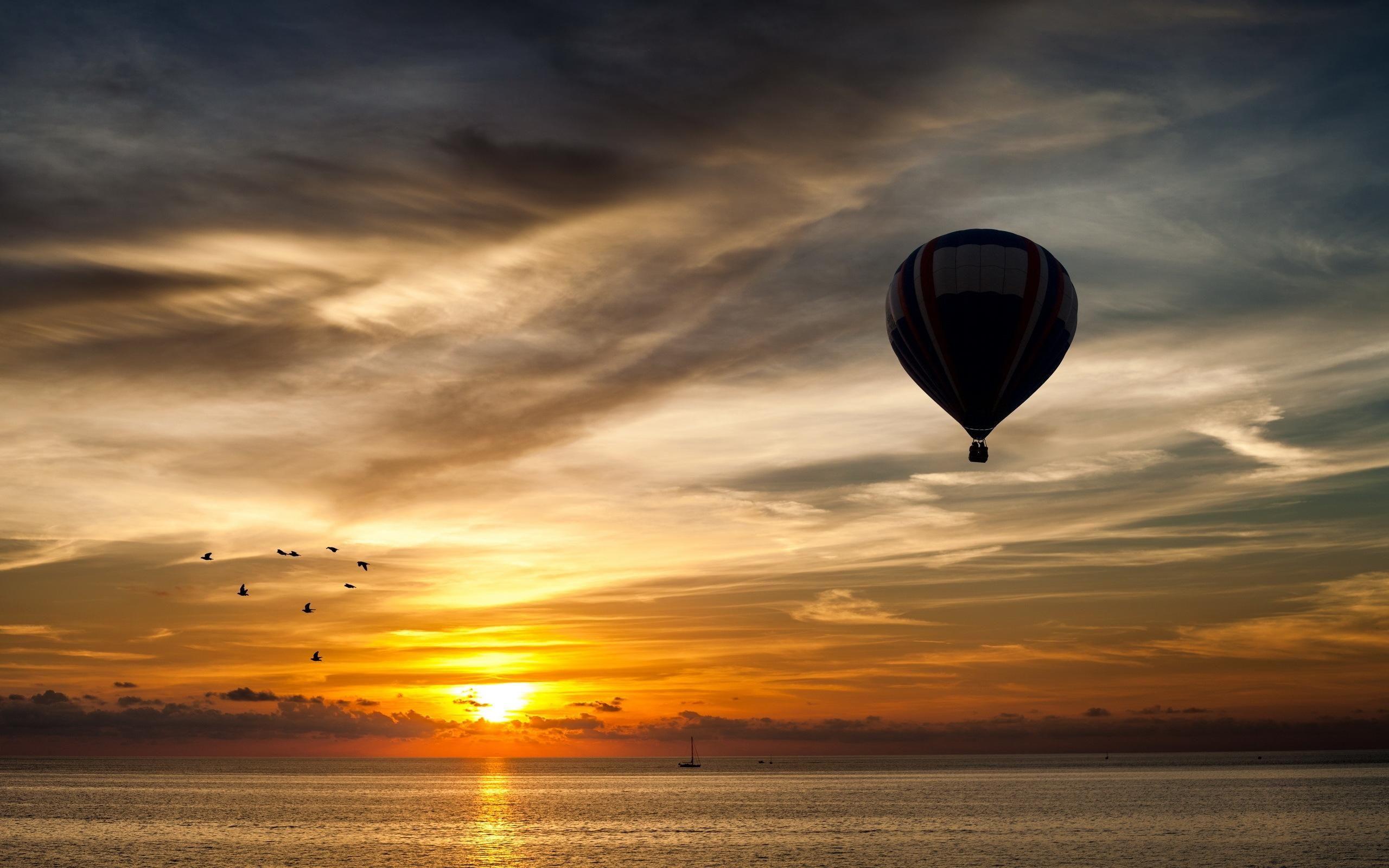 2560x1600 Hot Air Balloon Wallpaper, Picture