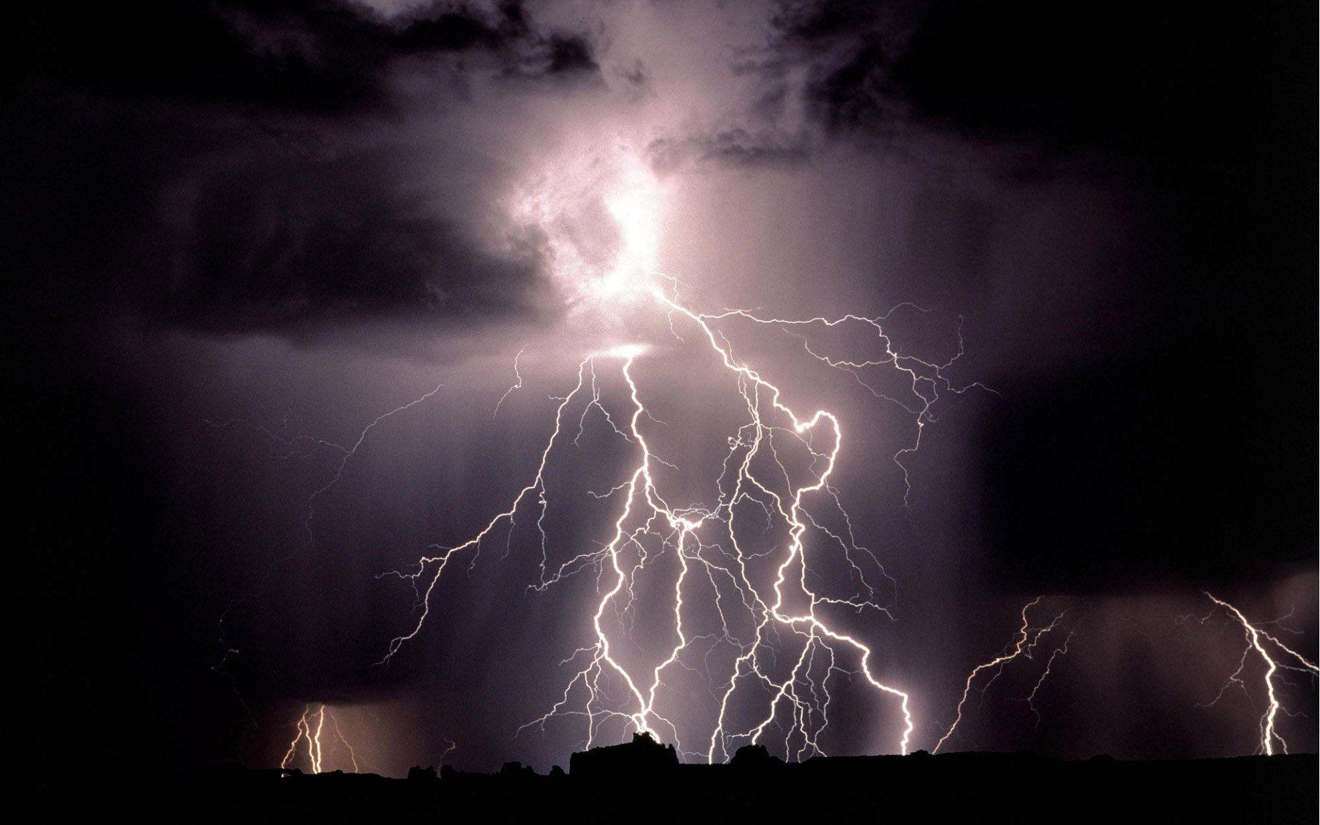 Lightning Bolt Wallpapers - Top Free Lightning Bolt Backgrounds ...