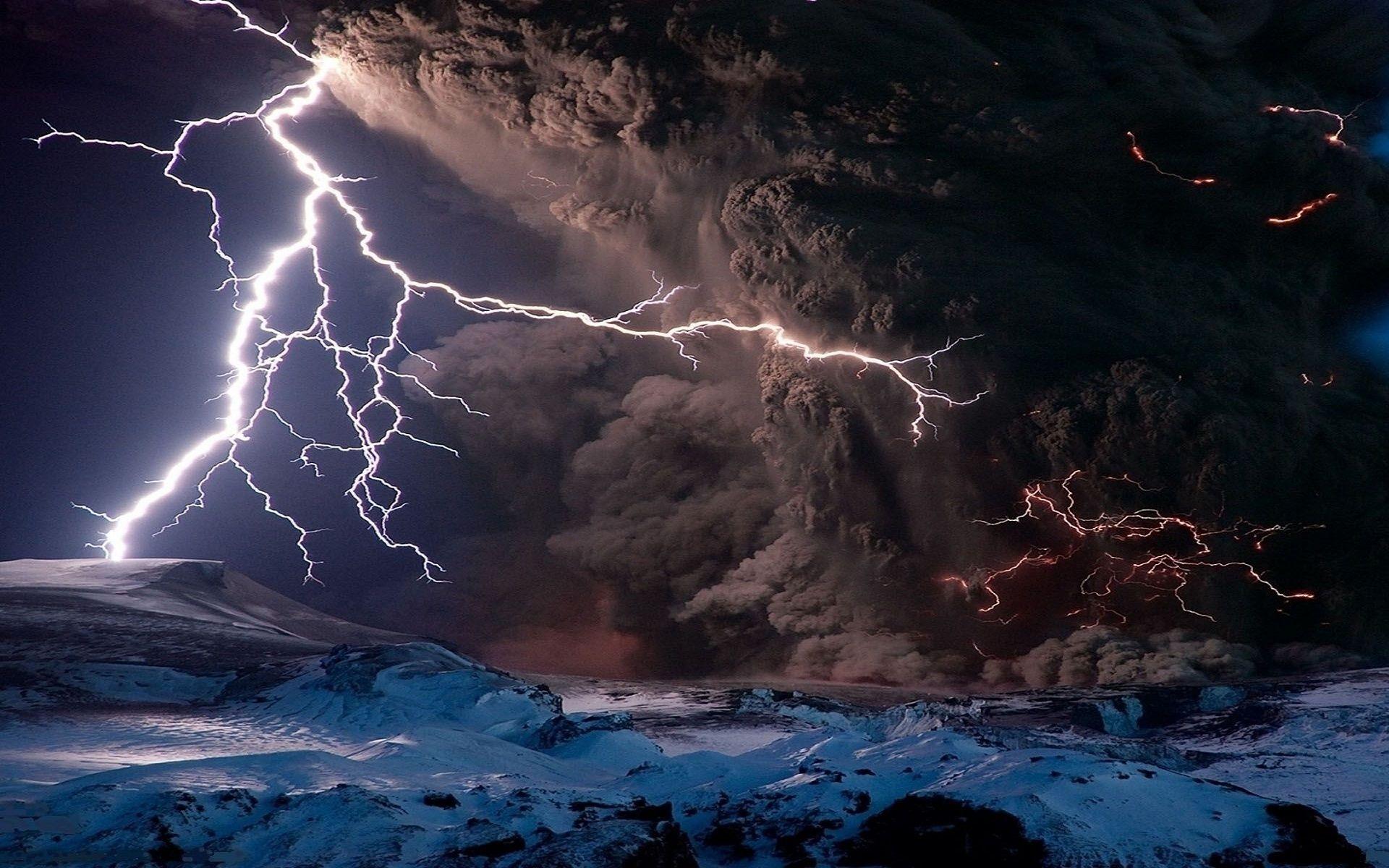 1920x1200 Lightning Bolt Wallpaper