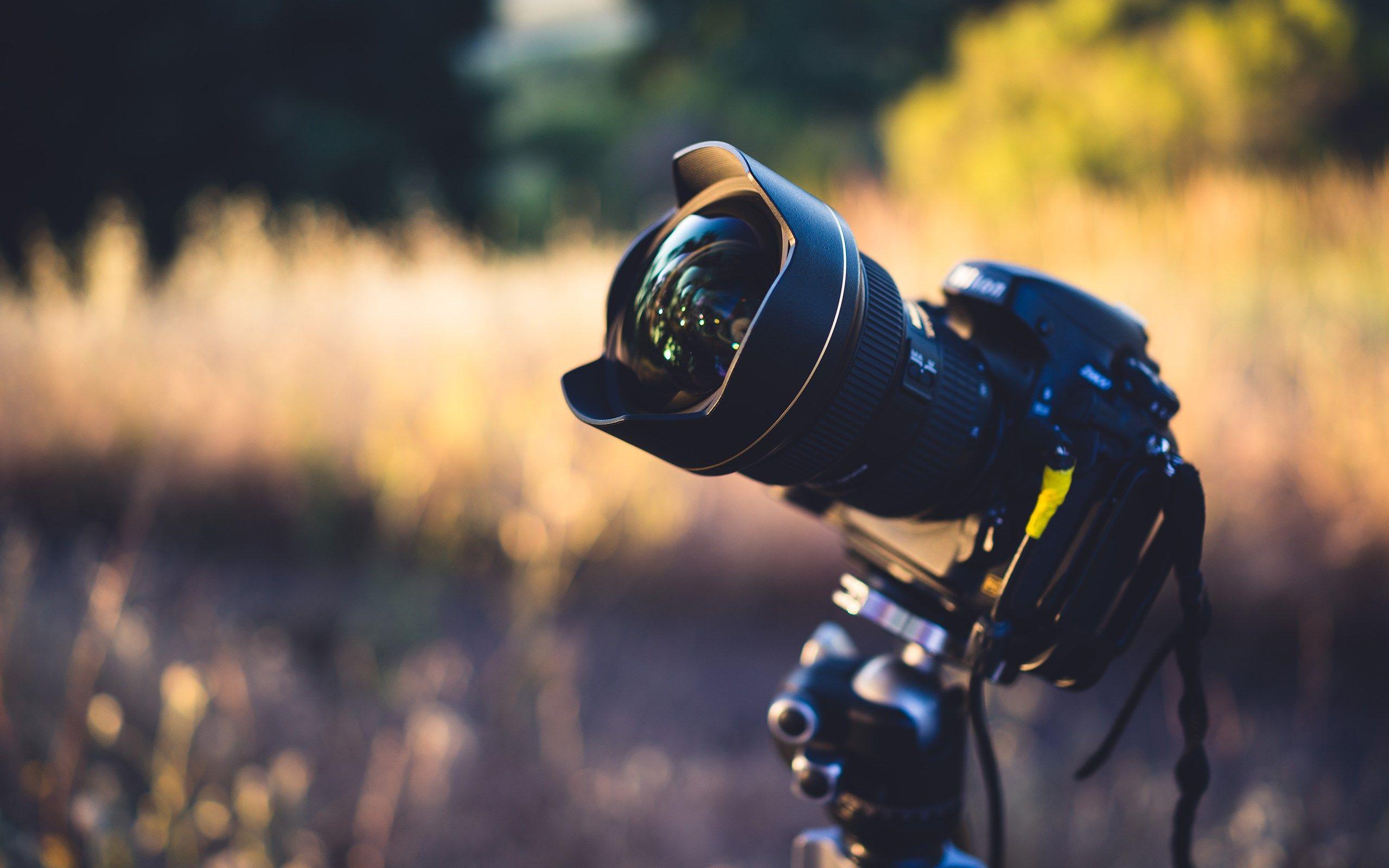 2560x1600 Camera Wallpaper