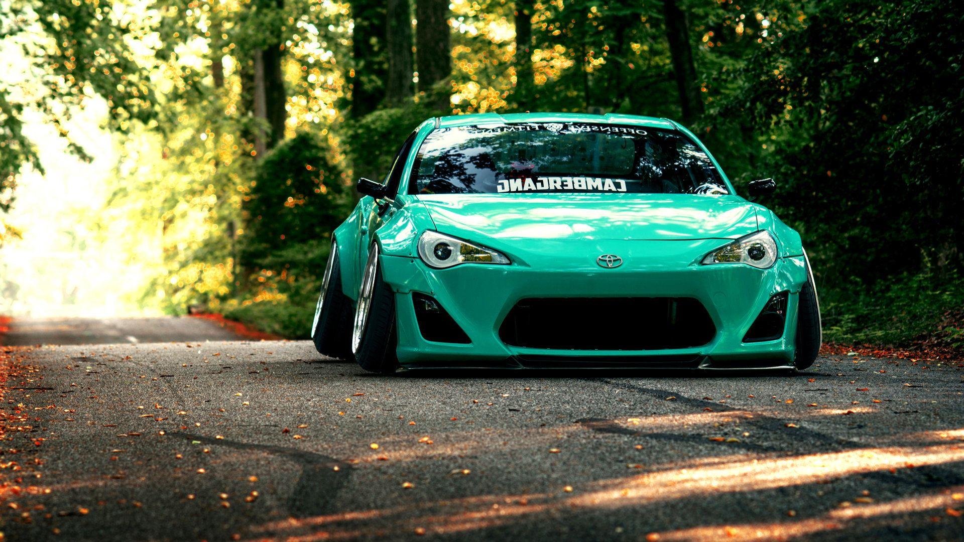 Toyota gt86 зеленая